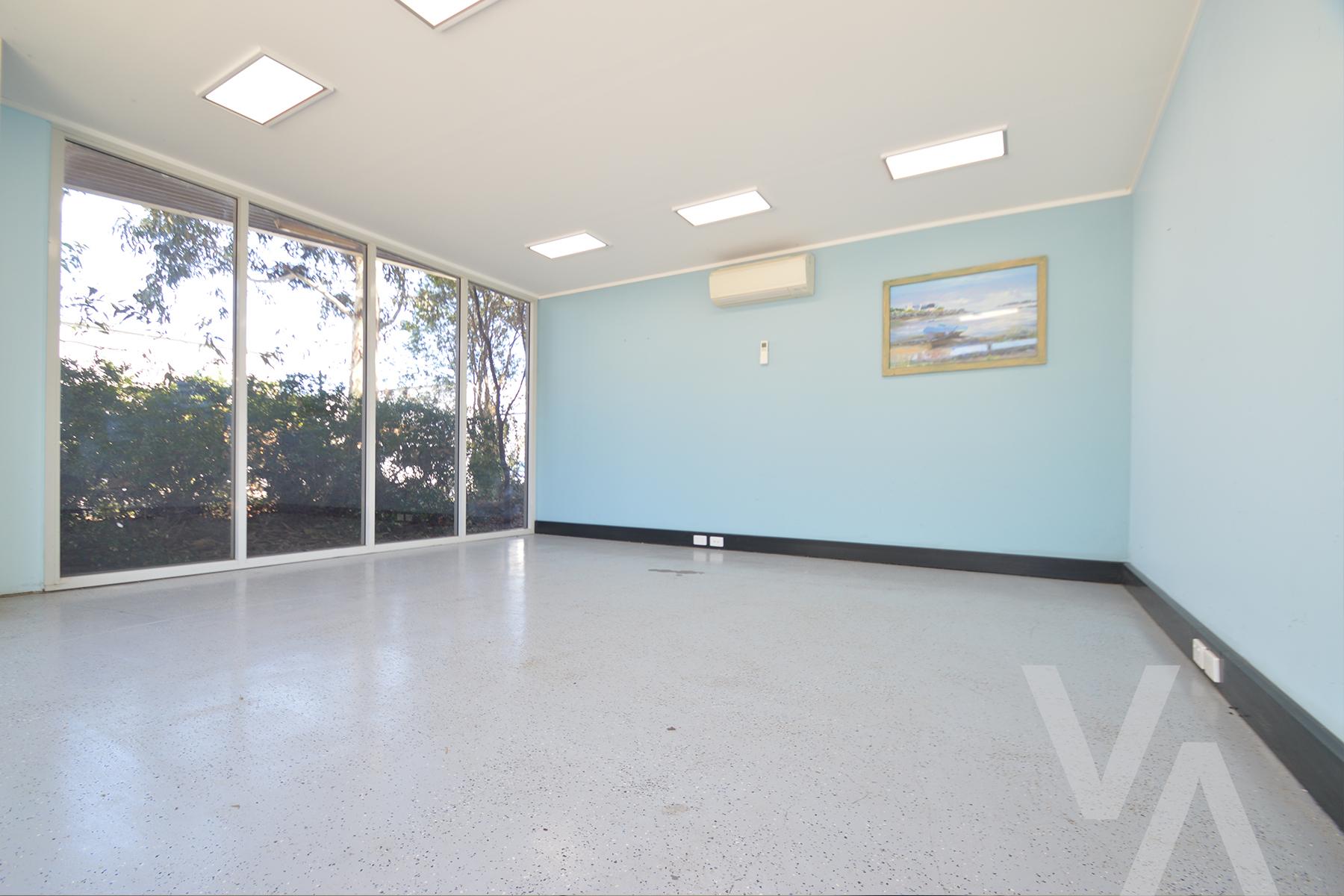 Unit 1/30 Shipley  Drive Rutherford NSW