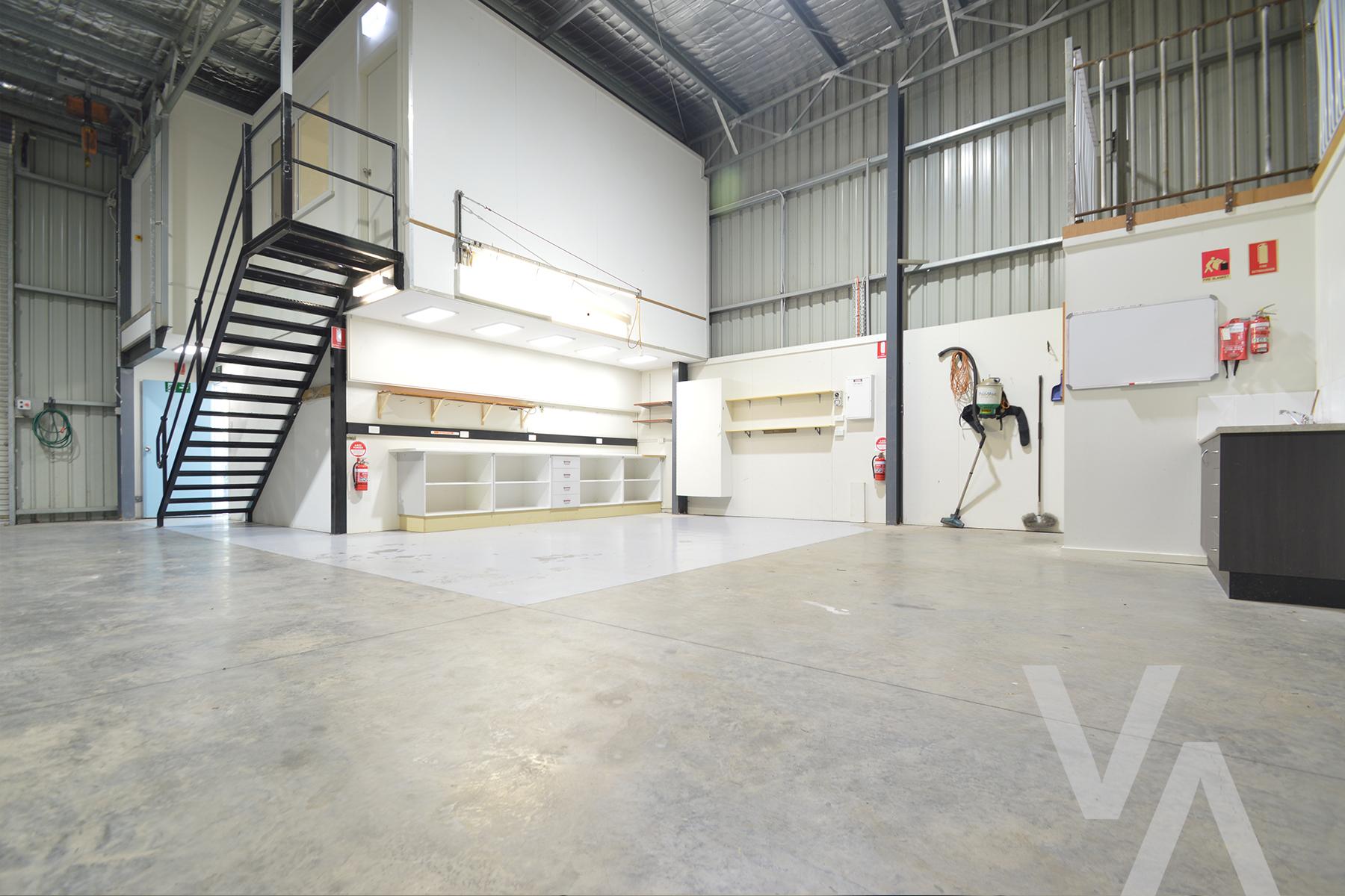 Unit 1/30 Shipley  Drive Rutherford NSW