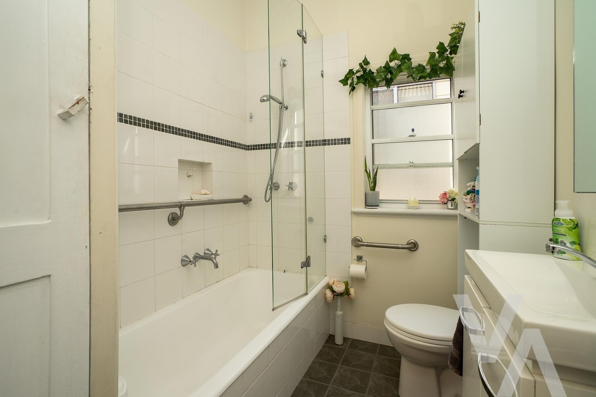 81 Roxburgh  Street Stockton NSW
