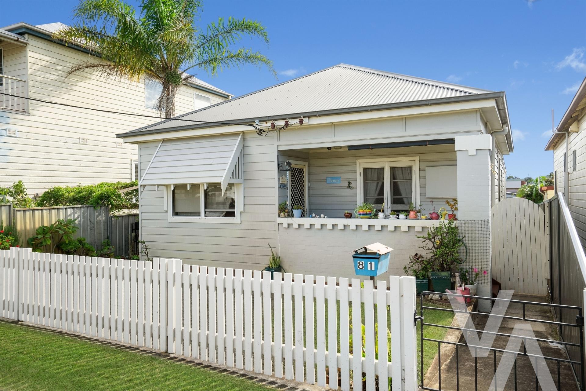 81 Roxburgh  Street Stockton NSW