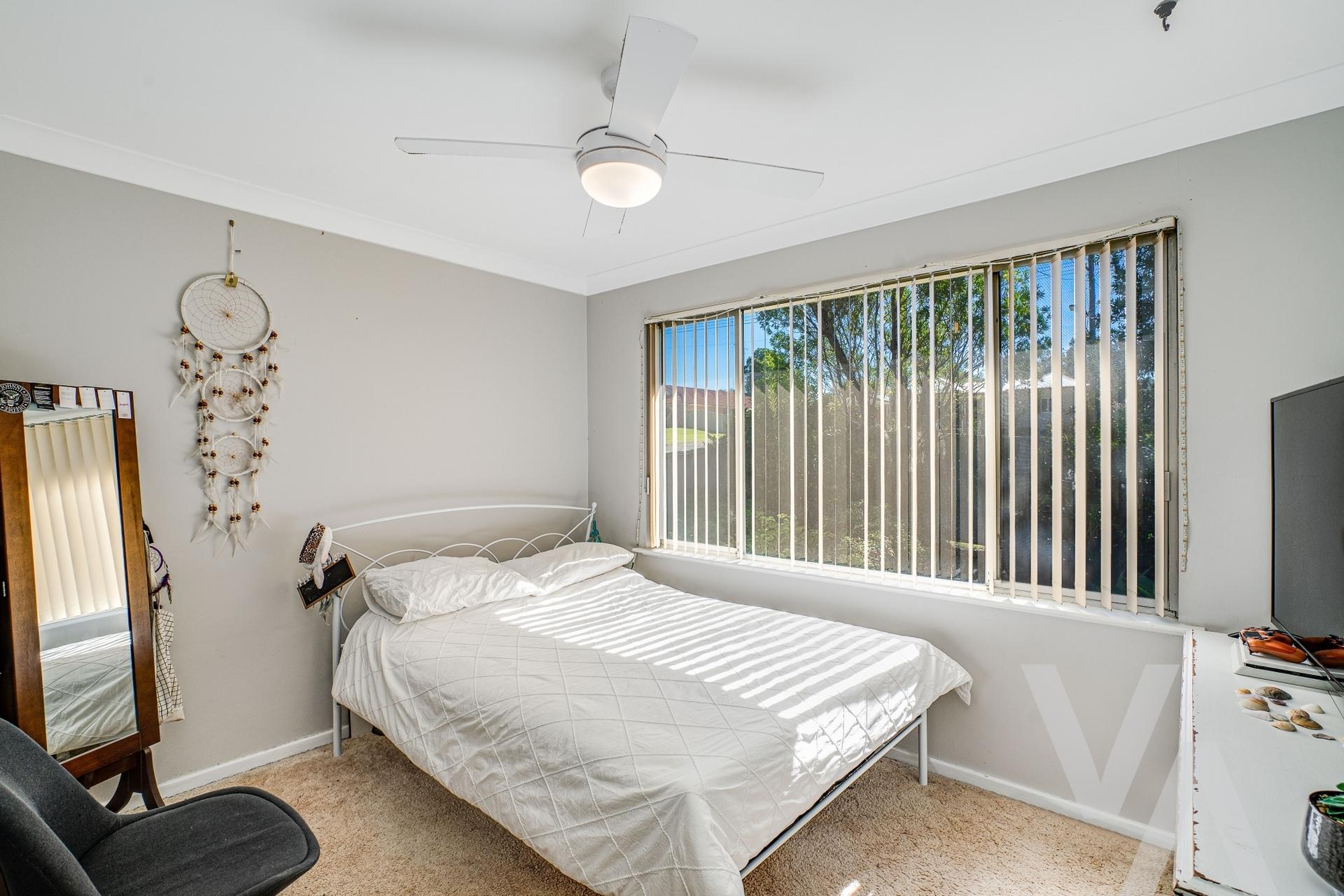 9 The Broadway  Killingworth NSW
