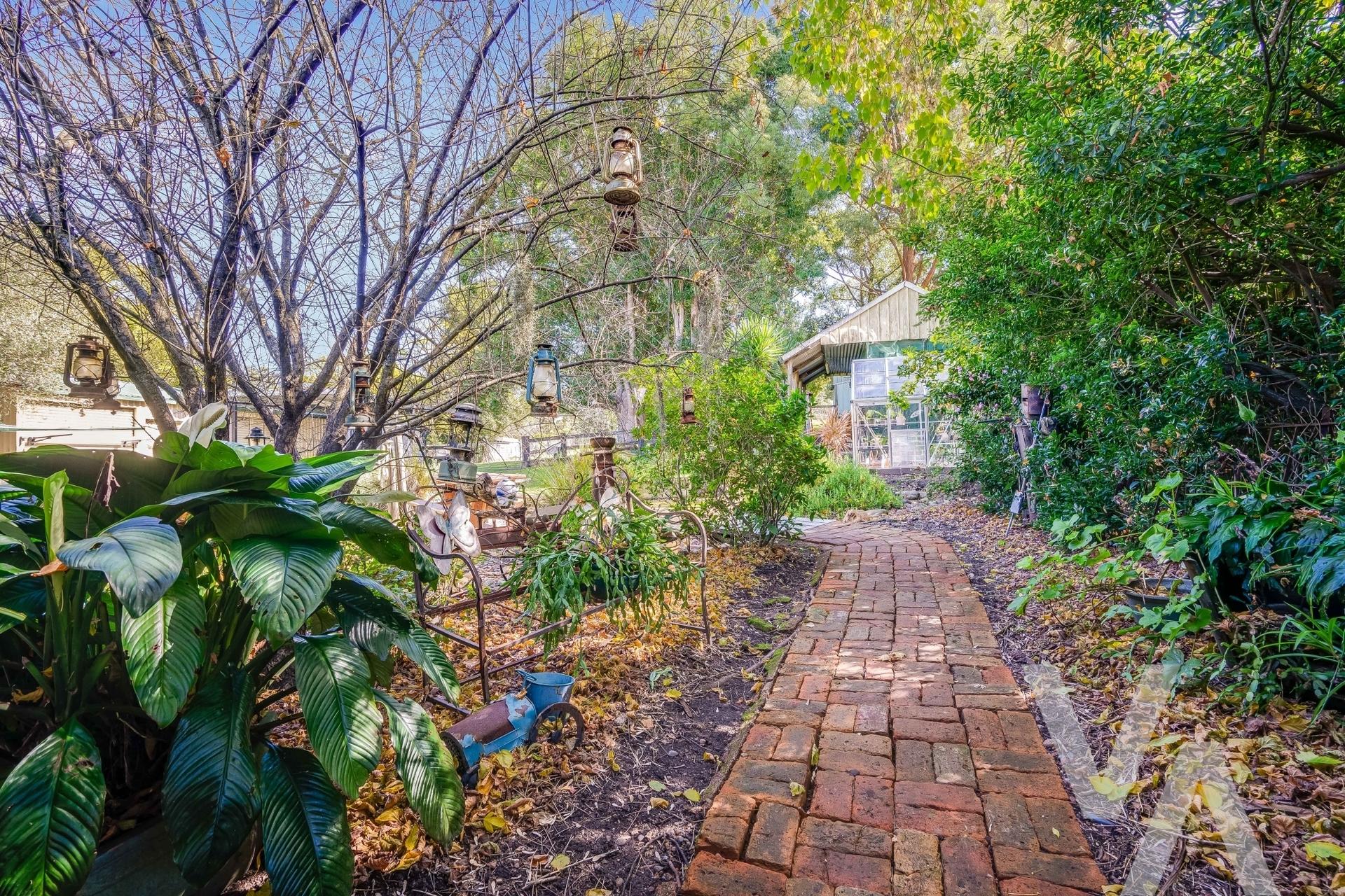 35 Railway Street Teralba NSW