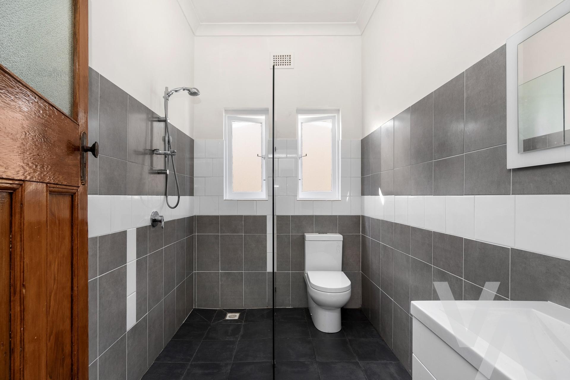 85 Dunbar  Street Stockton NSW