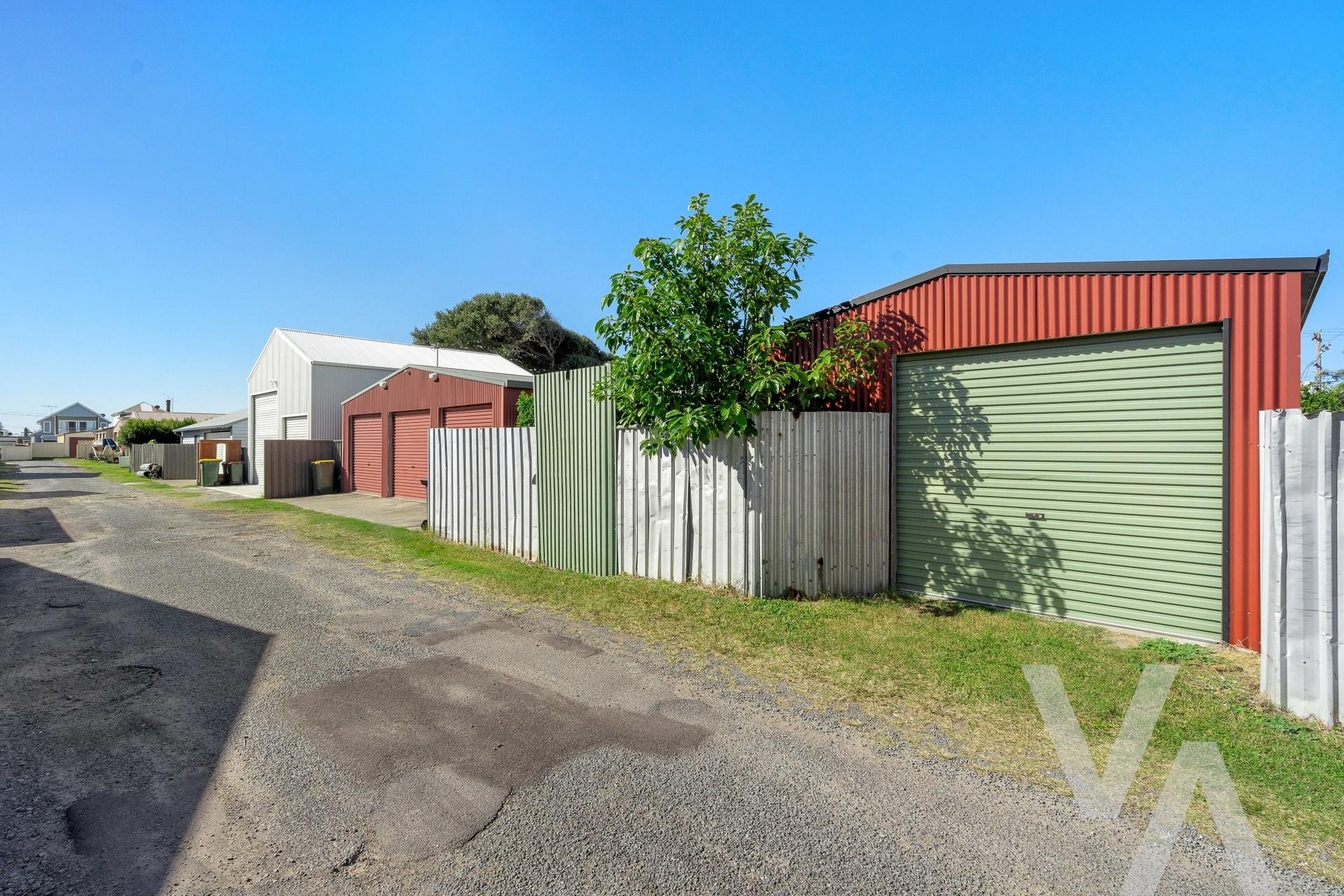 85 Dunbar  Street Stockton NSW