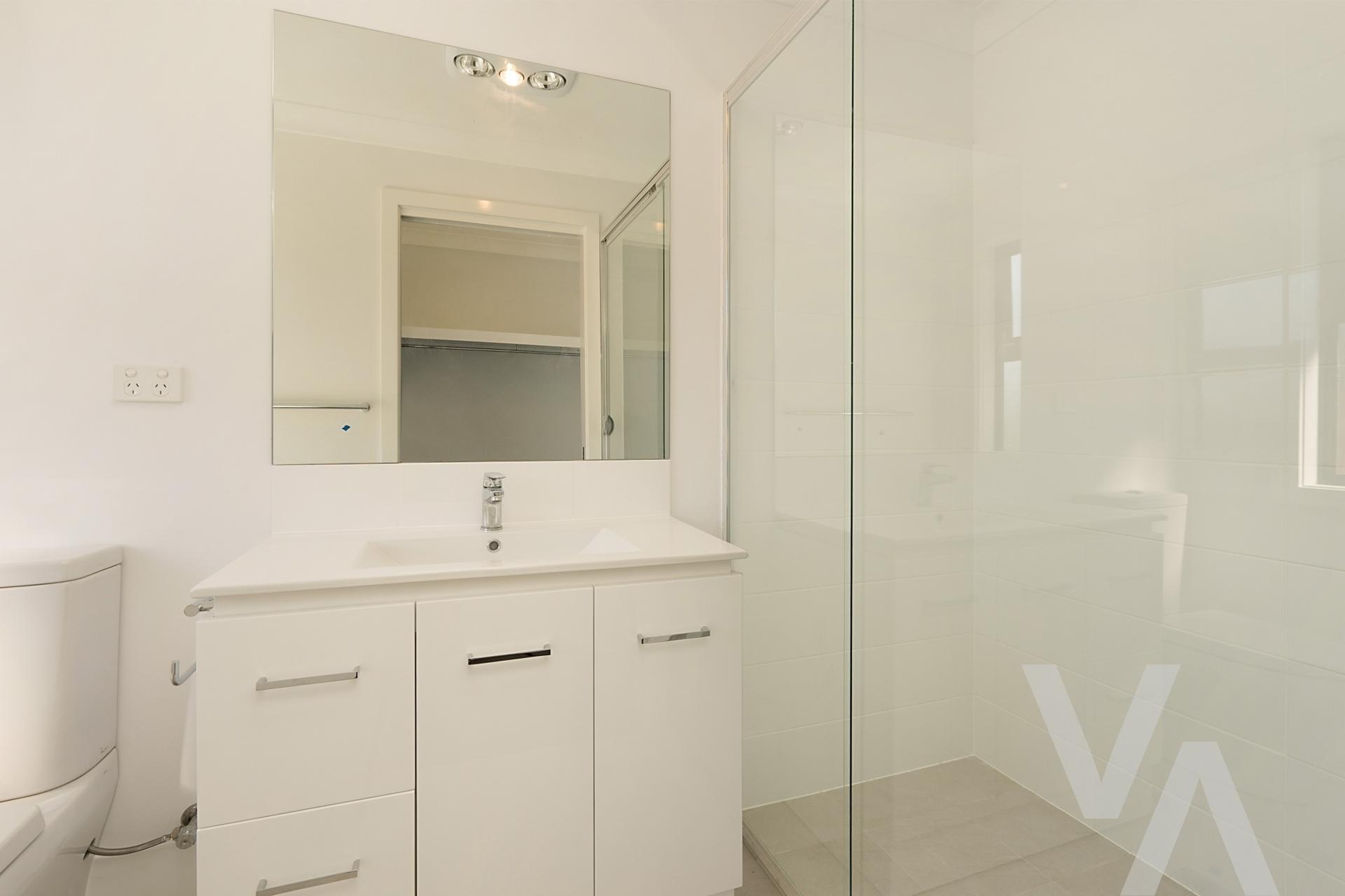 2/25 Mort Street Shortland NSW