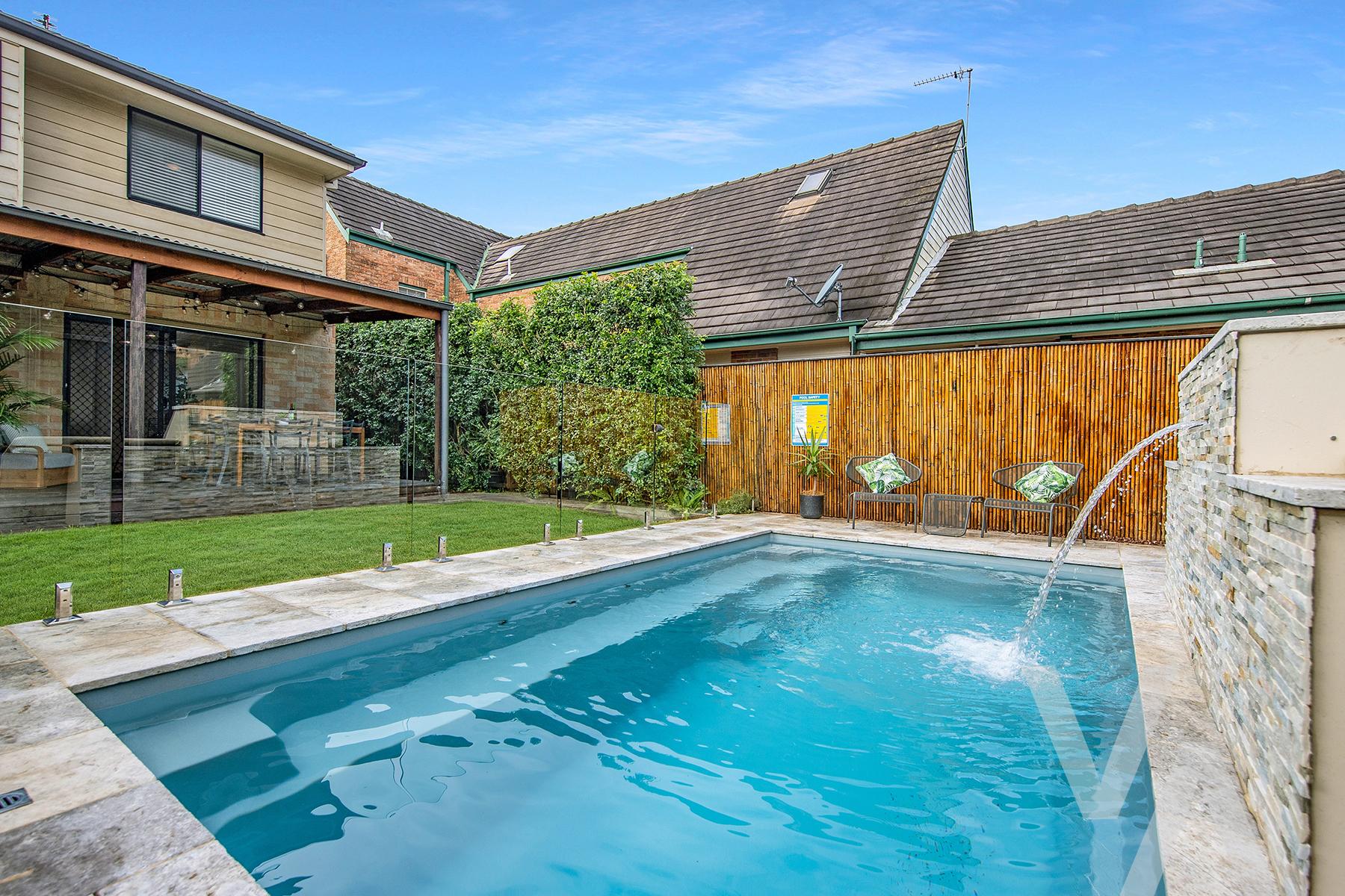 11 Robert Street Merewether NSW