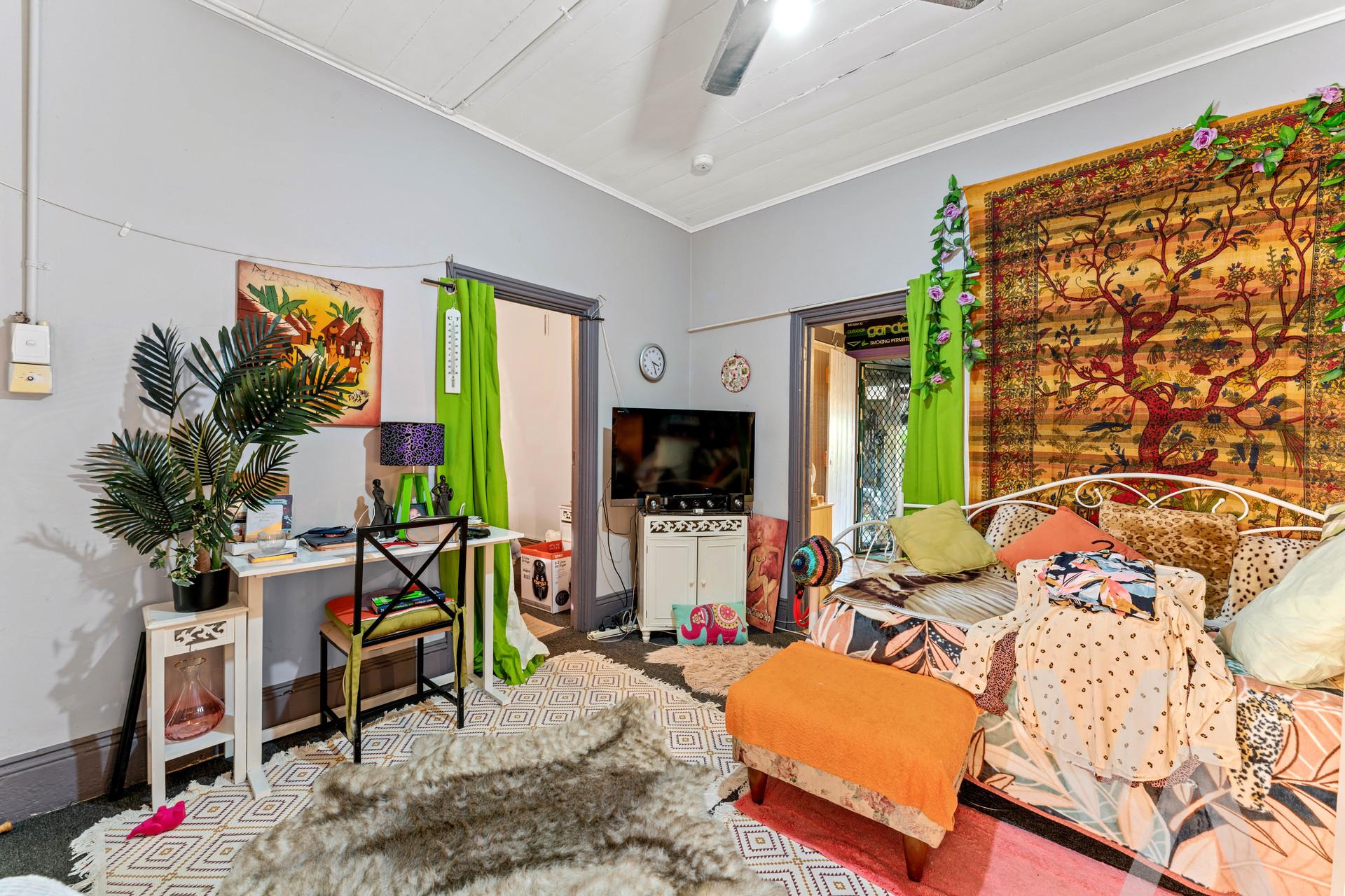 1 & 2/5 Arnolds Lane Waratah NSW