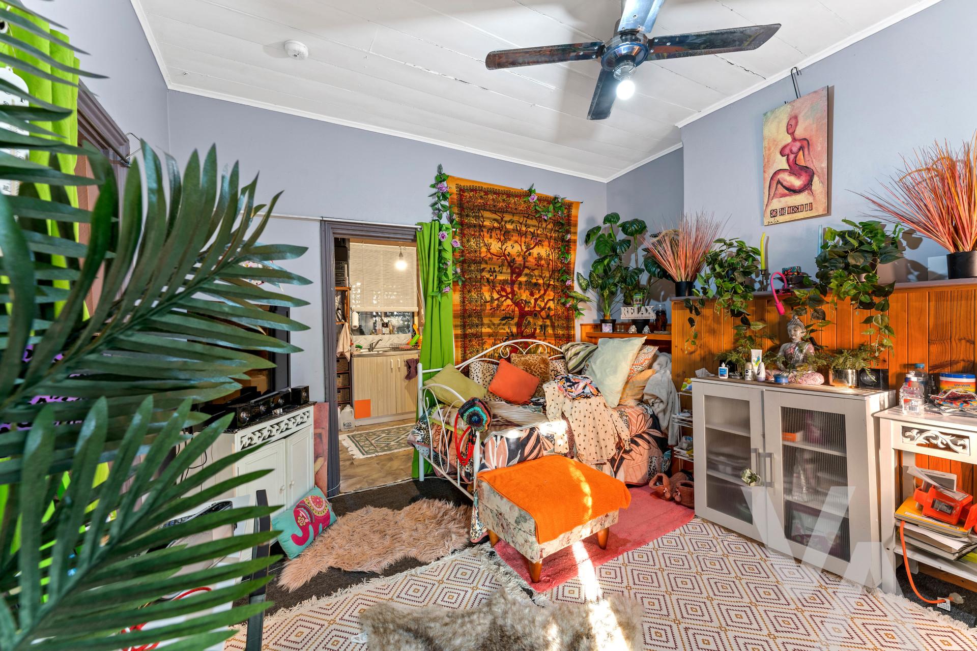 1 & 2/5 Arnolds Lane Waratah NSW
