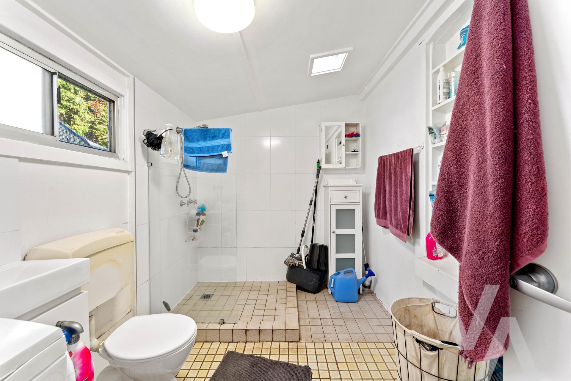 1 & 2/5 Arnolds Lane Waratah NSW