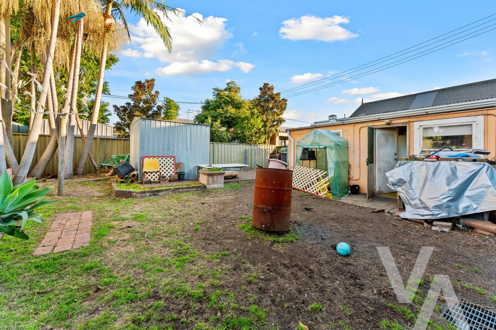 1 & 2/5 Arnolds Lane Waratah NSW