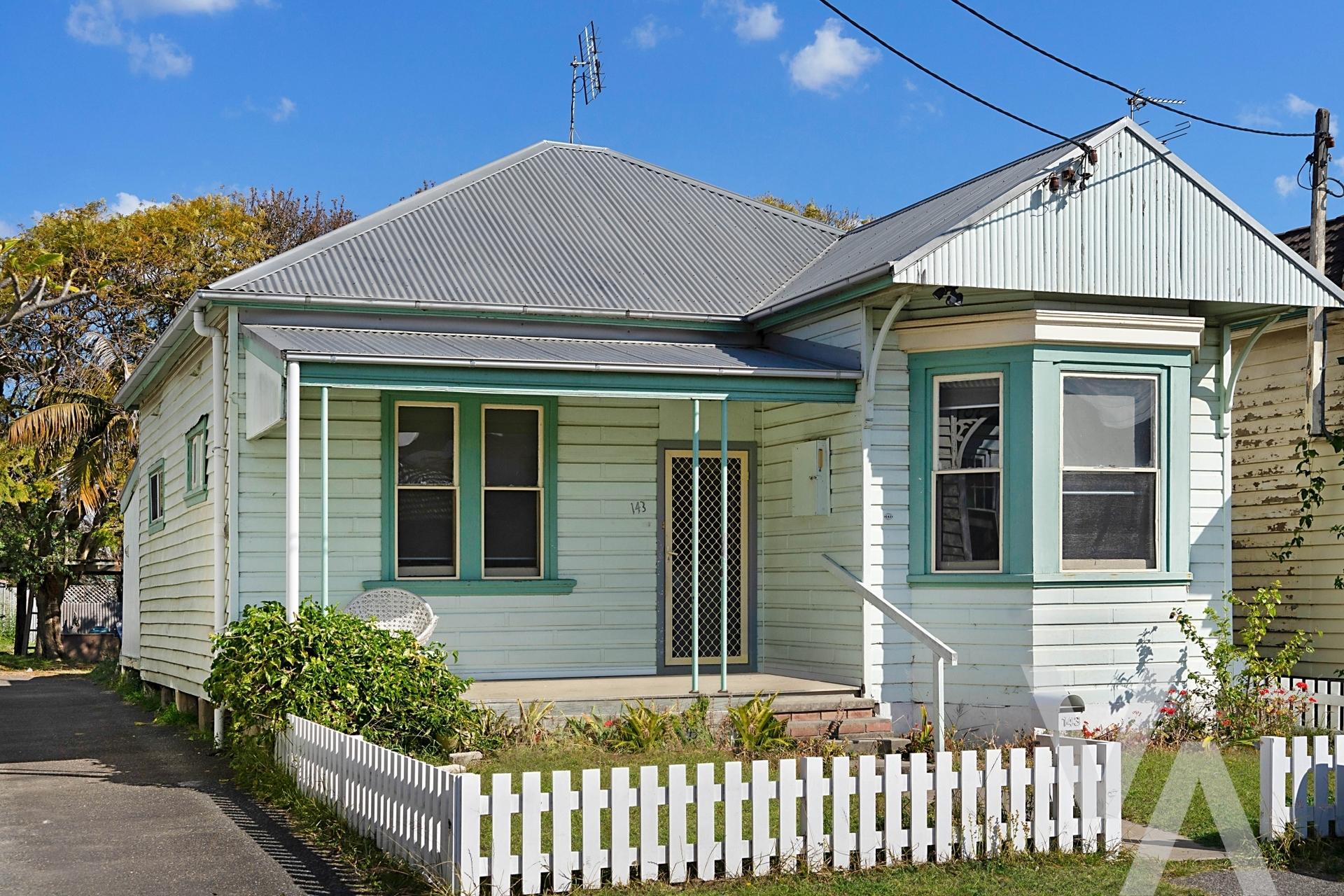 143 Denison Street Hamilton Hamilton NSW
