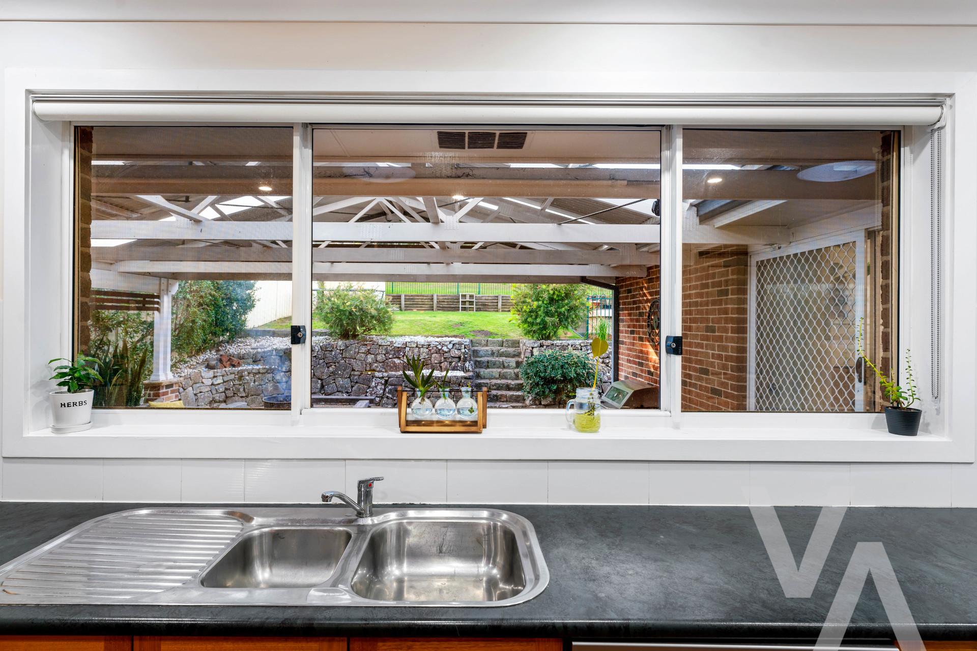 38 Whitehaven Drive Lakelands NSW