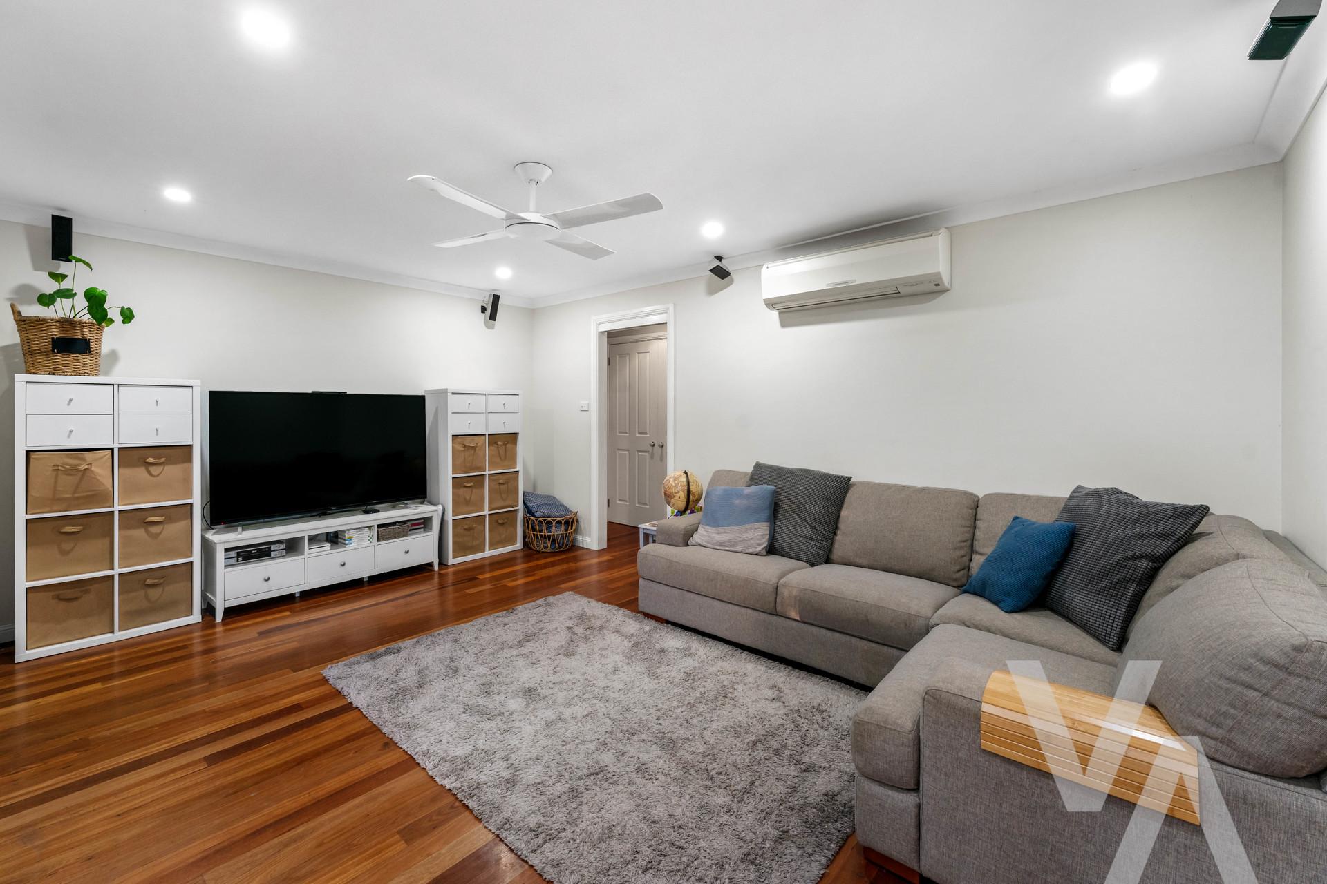38 Whitehaven Drive Lakelands NSW