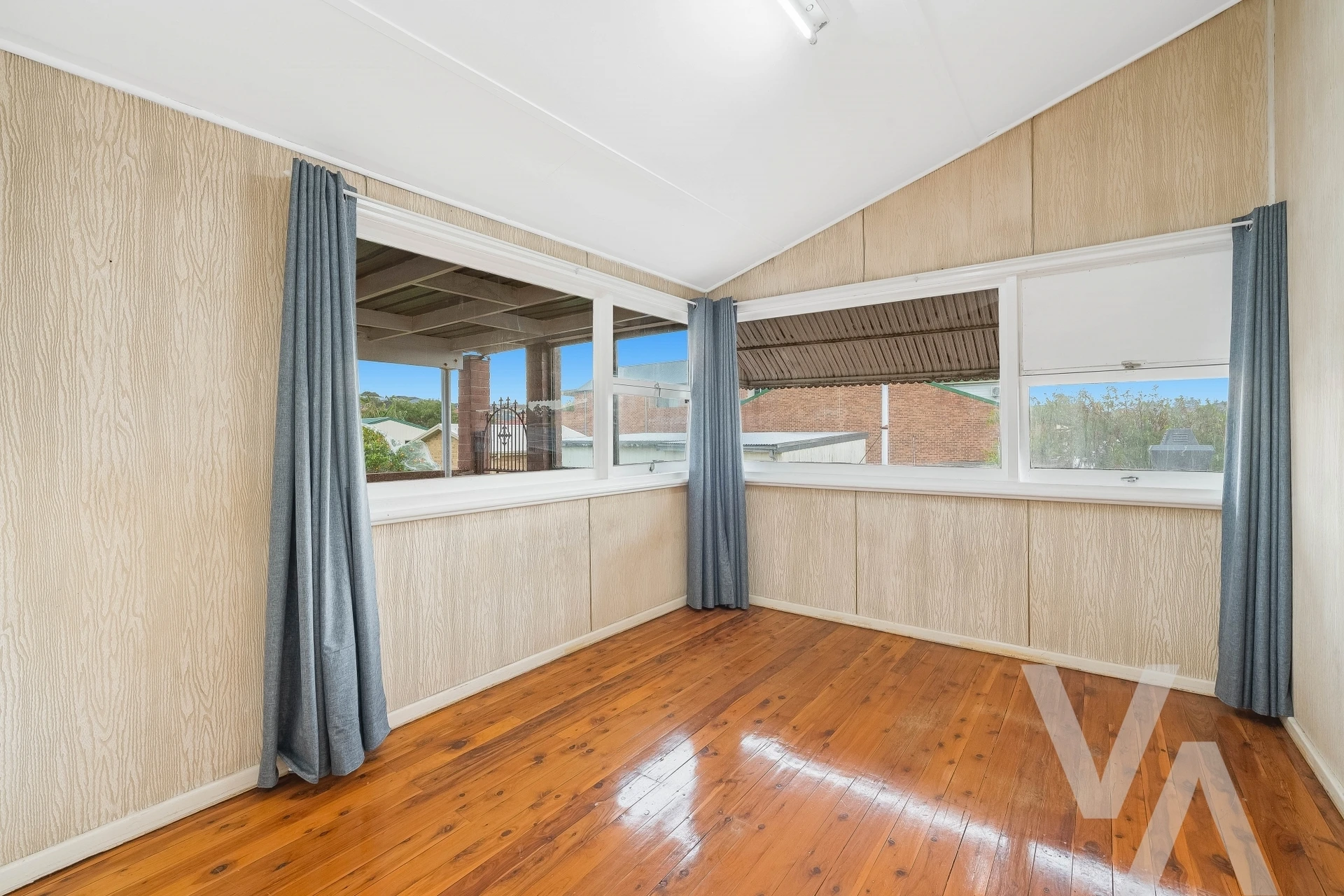 Unit 1/107 Cowlishaw Street Redhead NSW