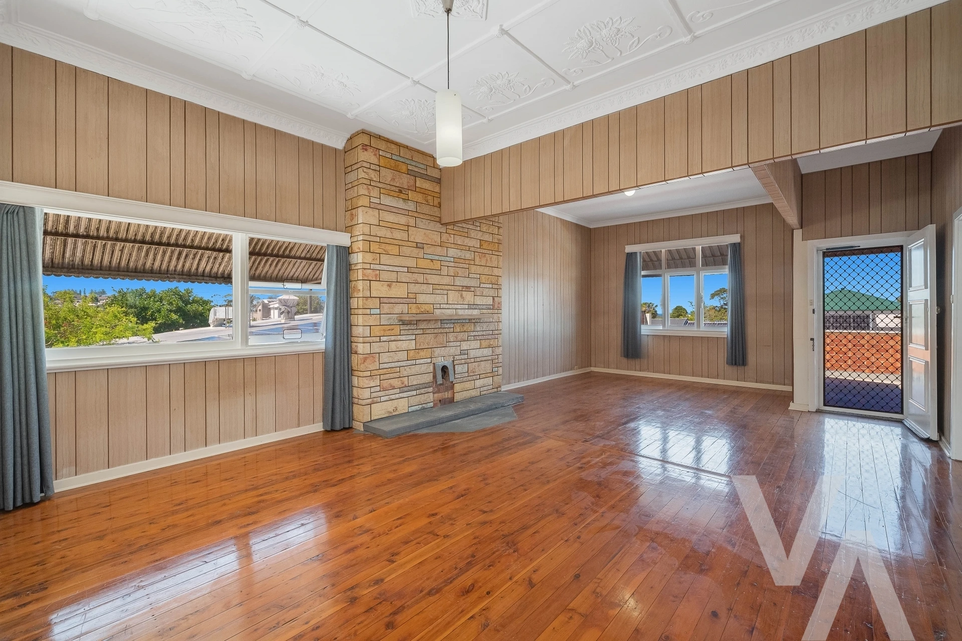 Unit 1/107 Cowlishaw Street Redhead NSW