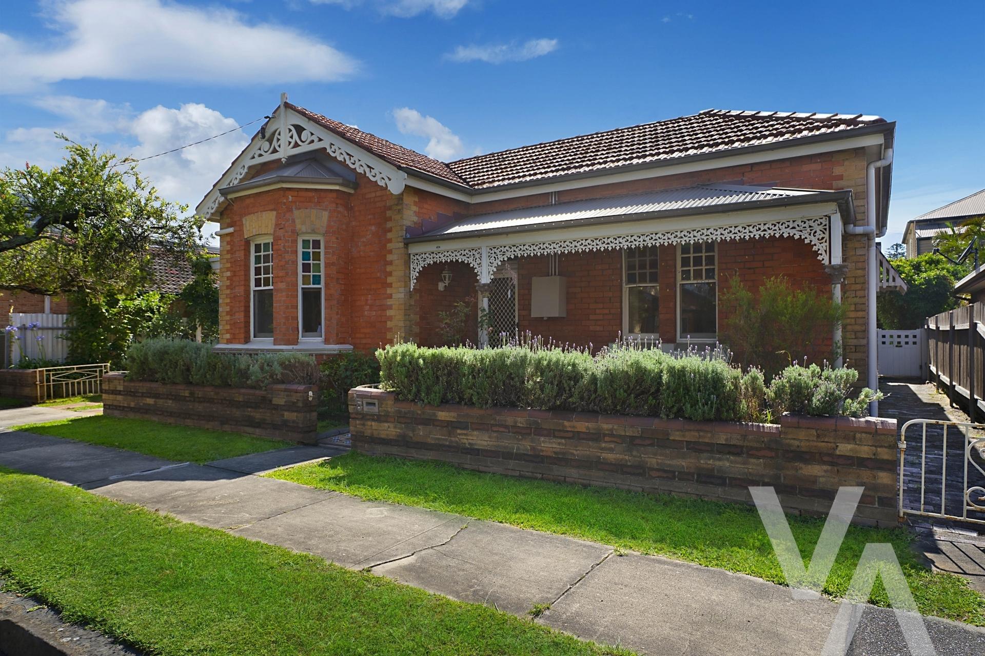 5 Kent Street Hamilton NSW