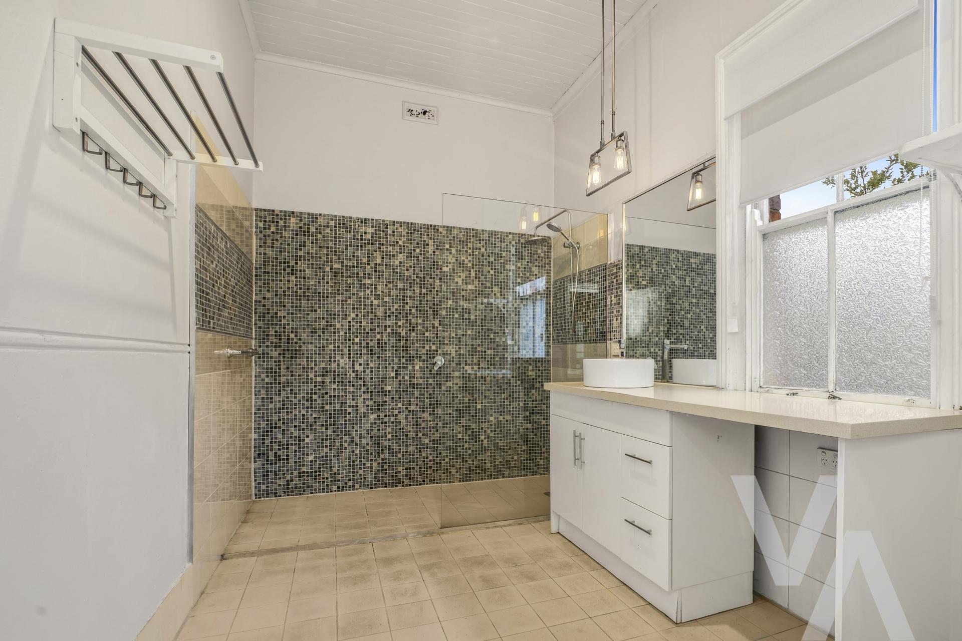 5 Kent Street Hamilton NSW