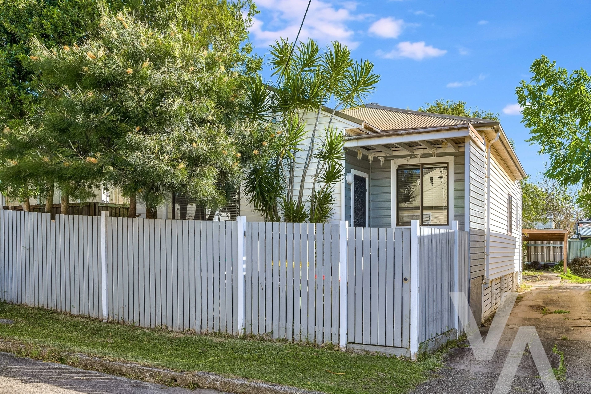 24 Omara Street Mayfield East NSW