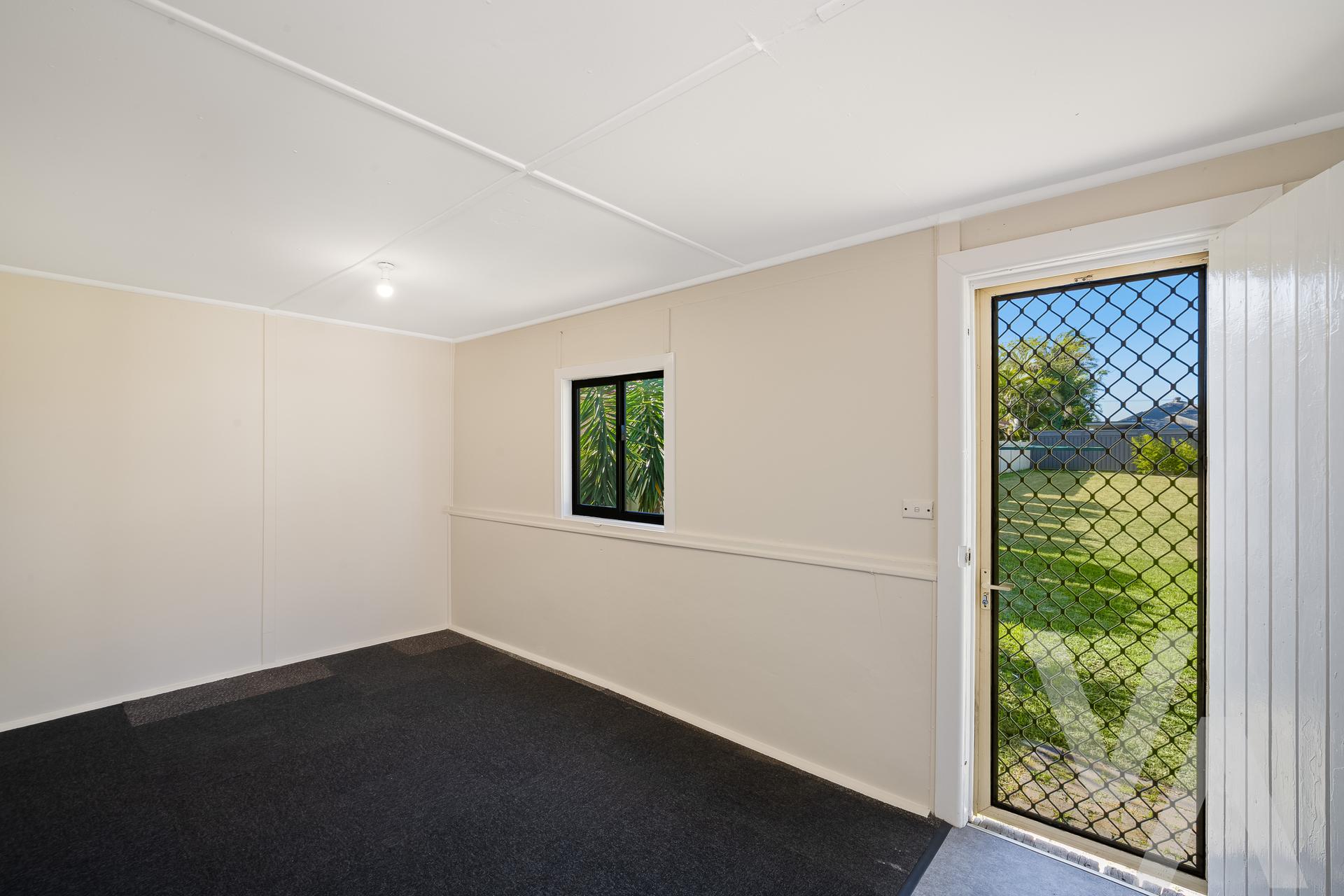 28 Robb Street Belmont NSW