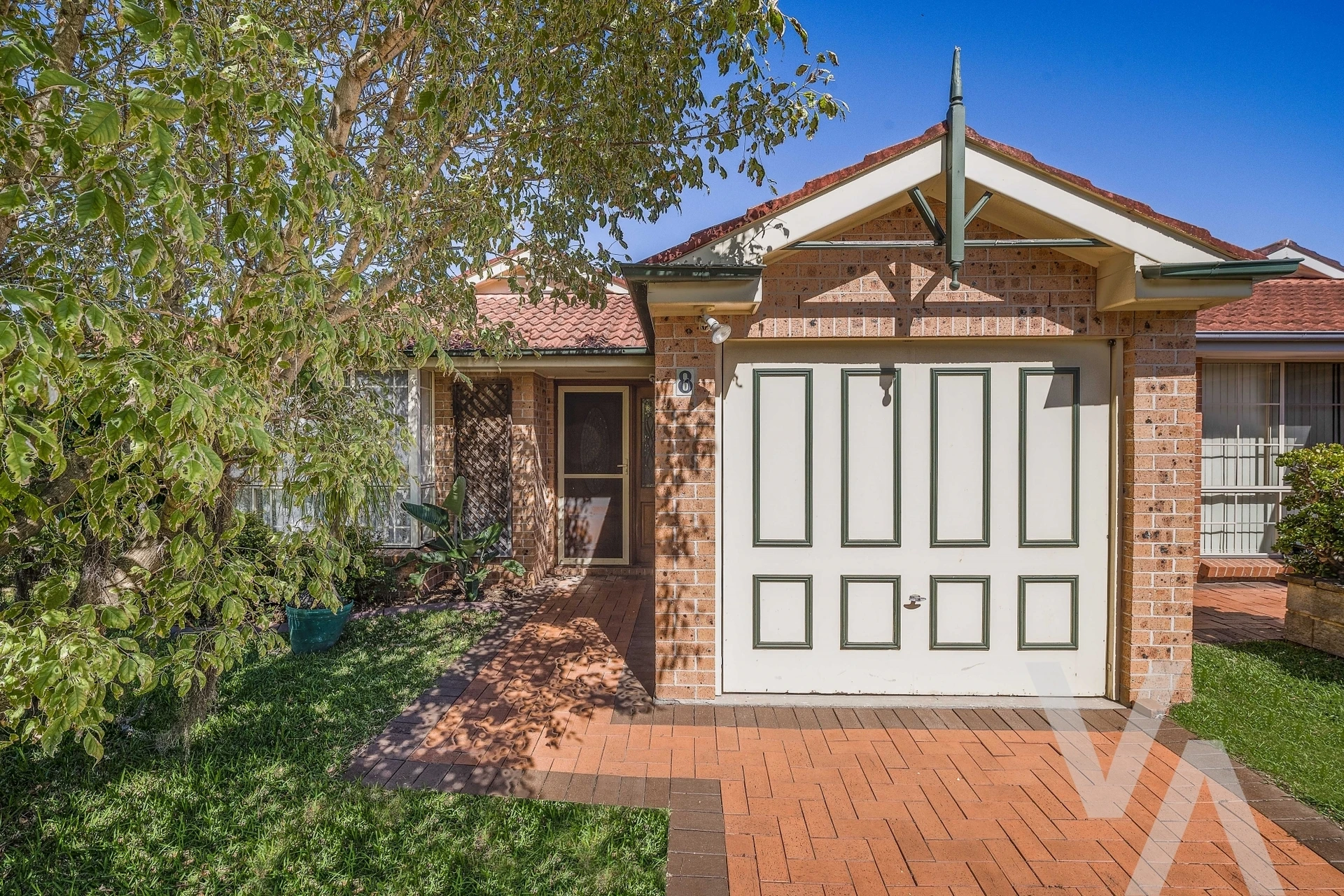 8 Robertson Street Carrington NSW