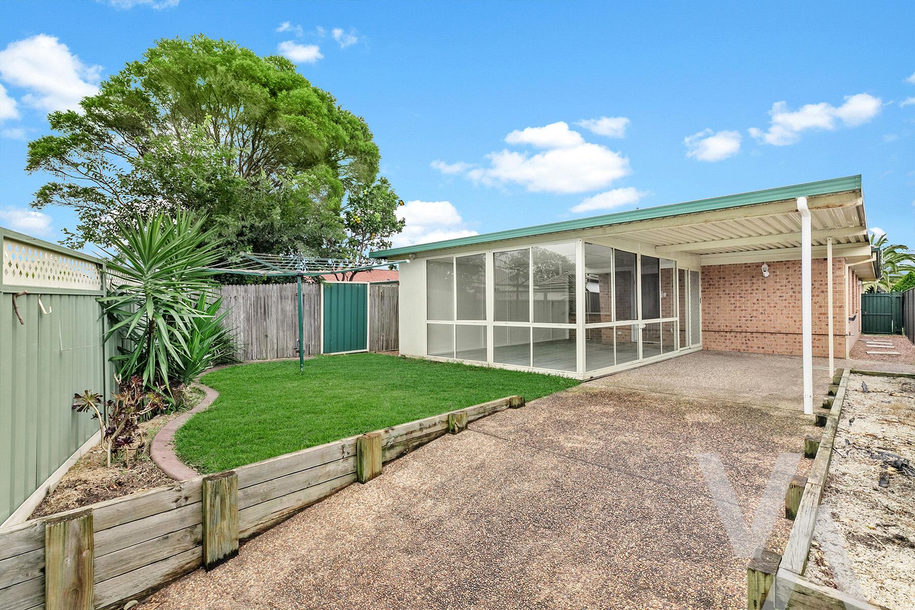 8 Robertson Street Carrington NSW
