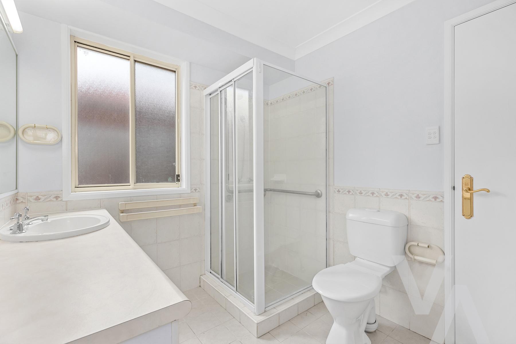 8 Robertson Street Carrington NSW