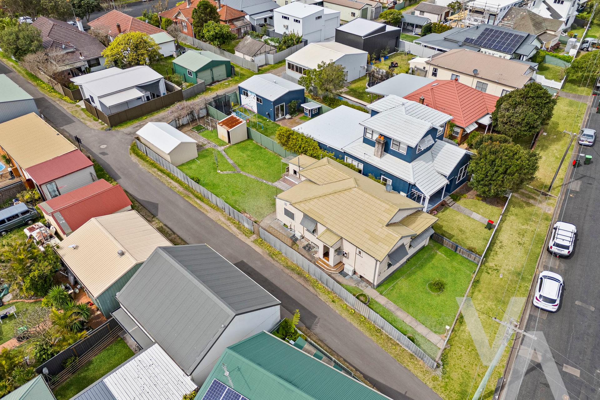 24 Roxburgh Street Stockton NSW