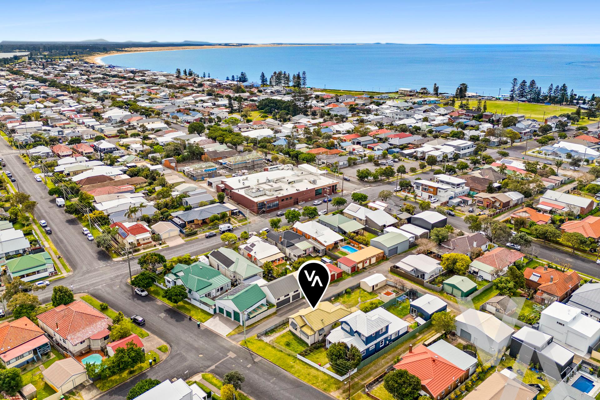 24 Roxburgh Street Stockton NSW