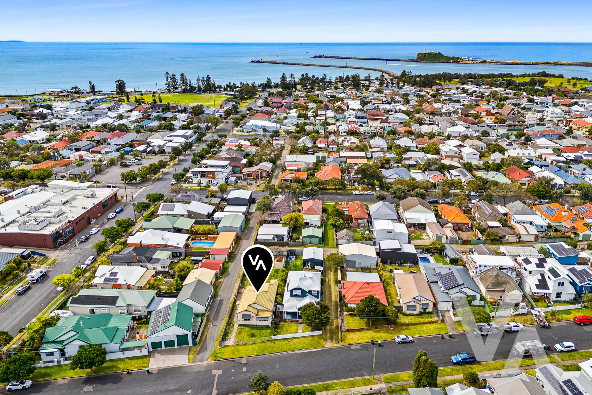 24 Roxburgh Street Stockton NSW