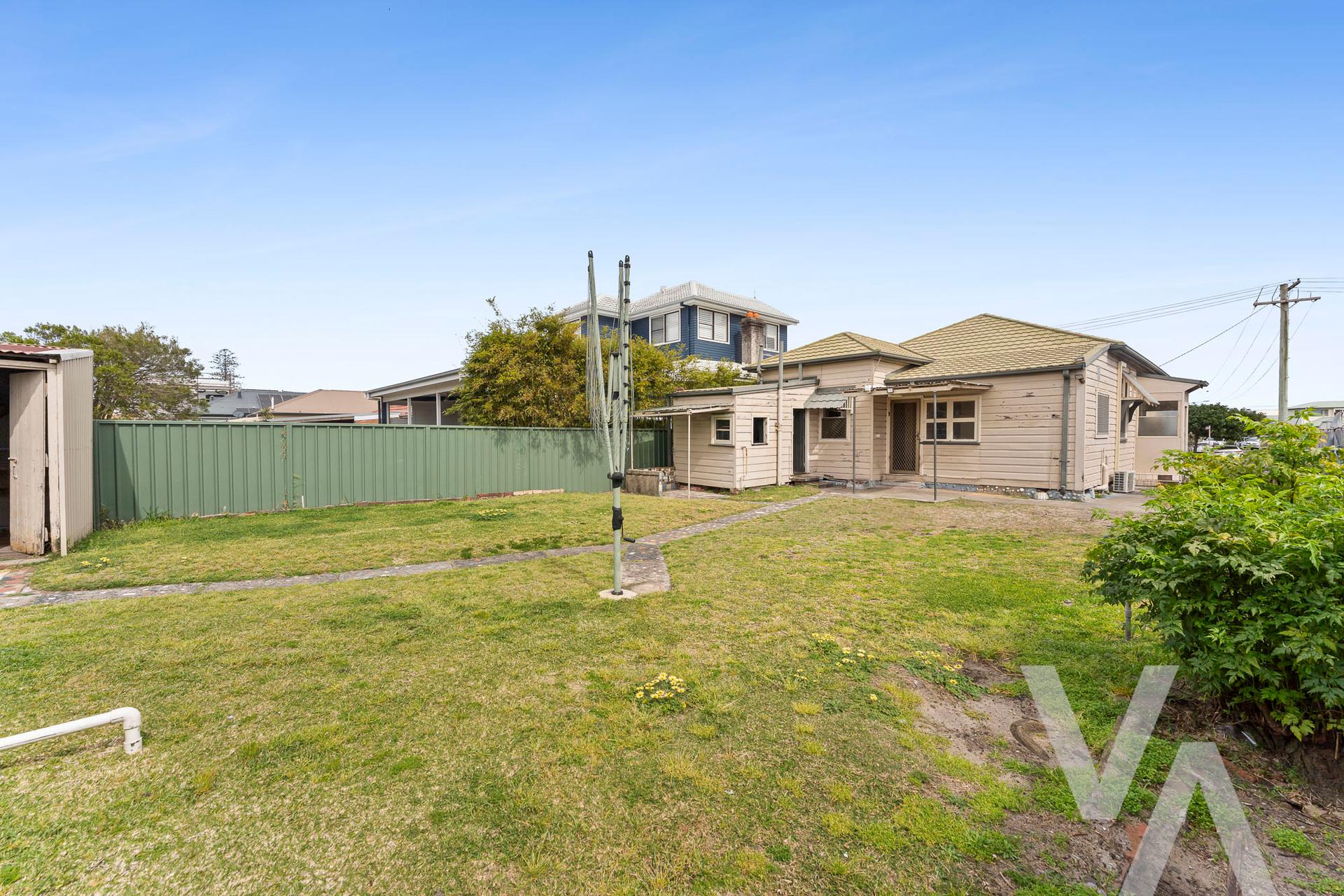 24 Roxburgh Street Stockton NSW
