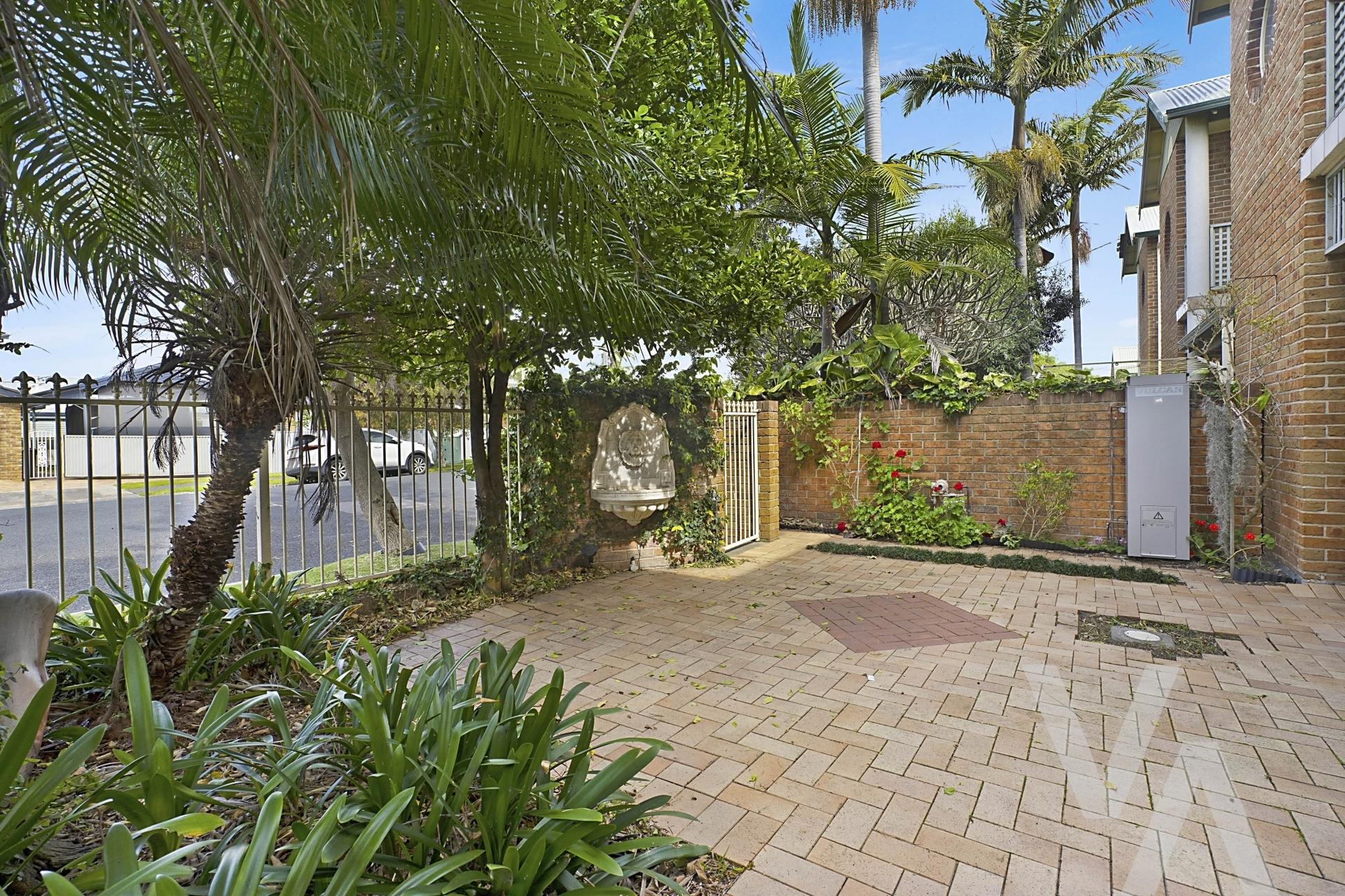 2/35 Hereford Street Stockton NSW