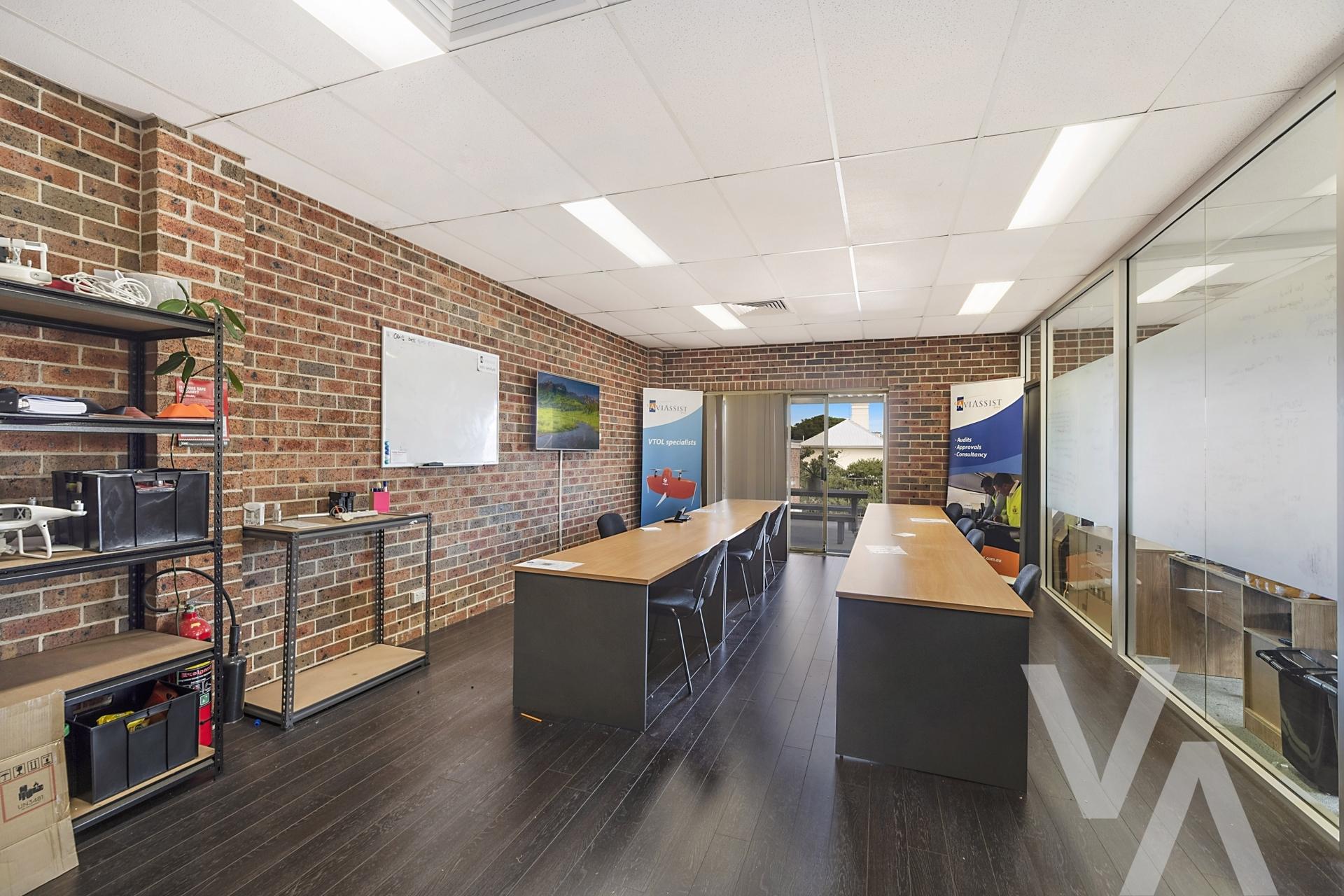 Level 1, Suite 2/152 Darby Street Cooks Hill NSW
