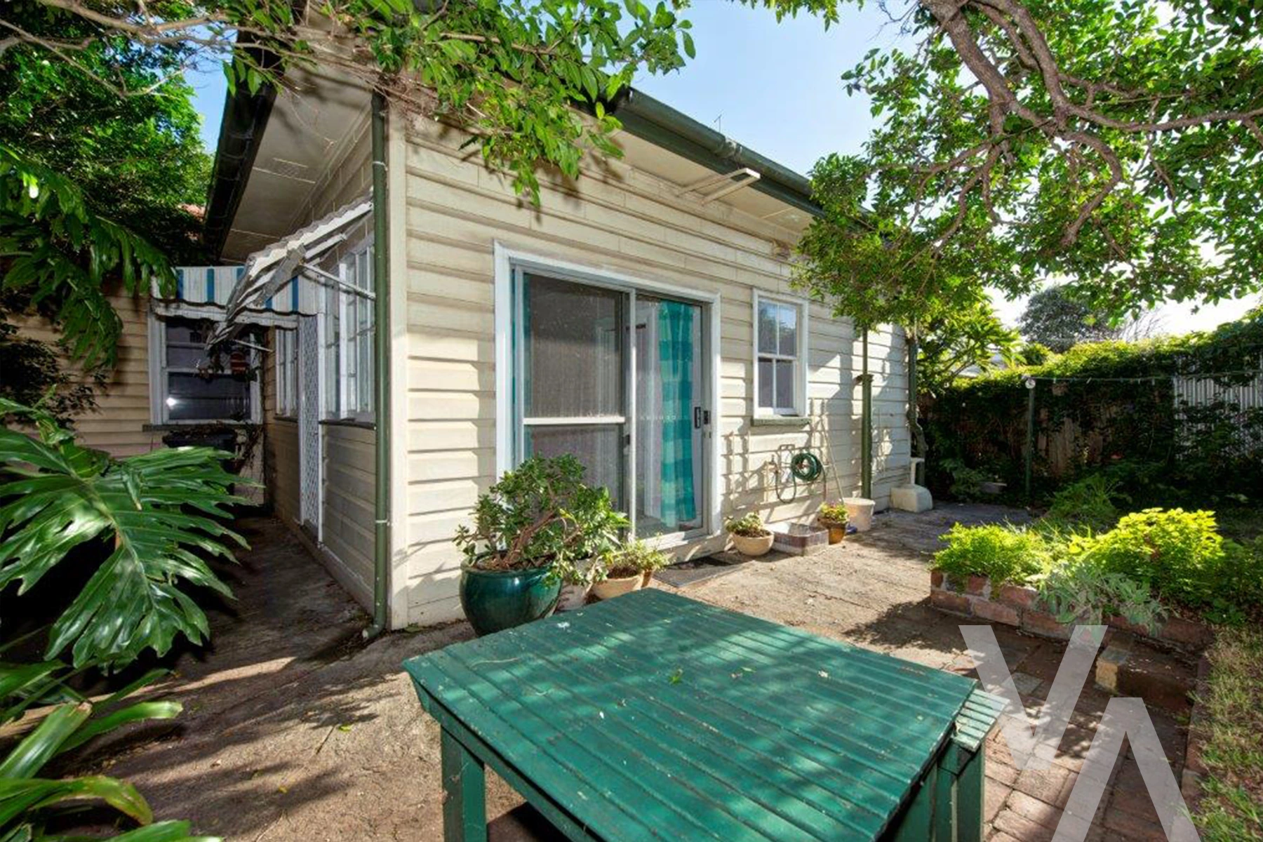 6 Hunter Street Stockton NSW