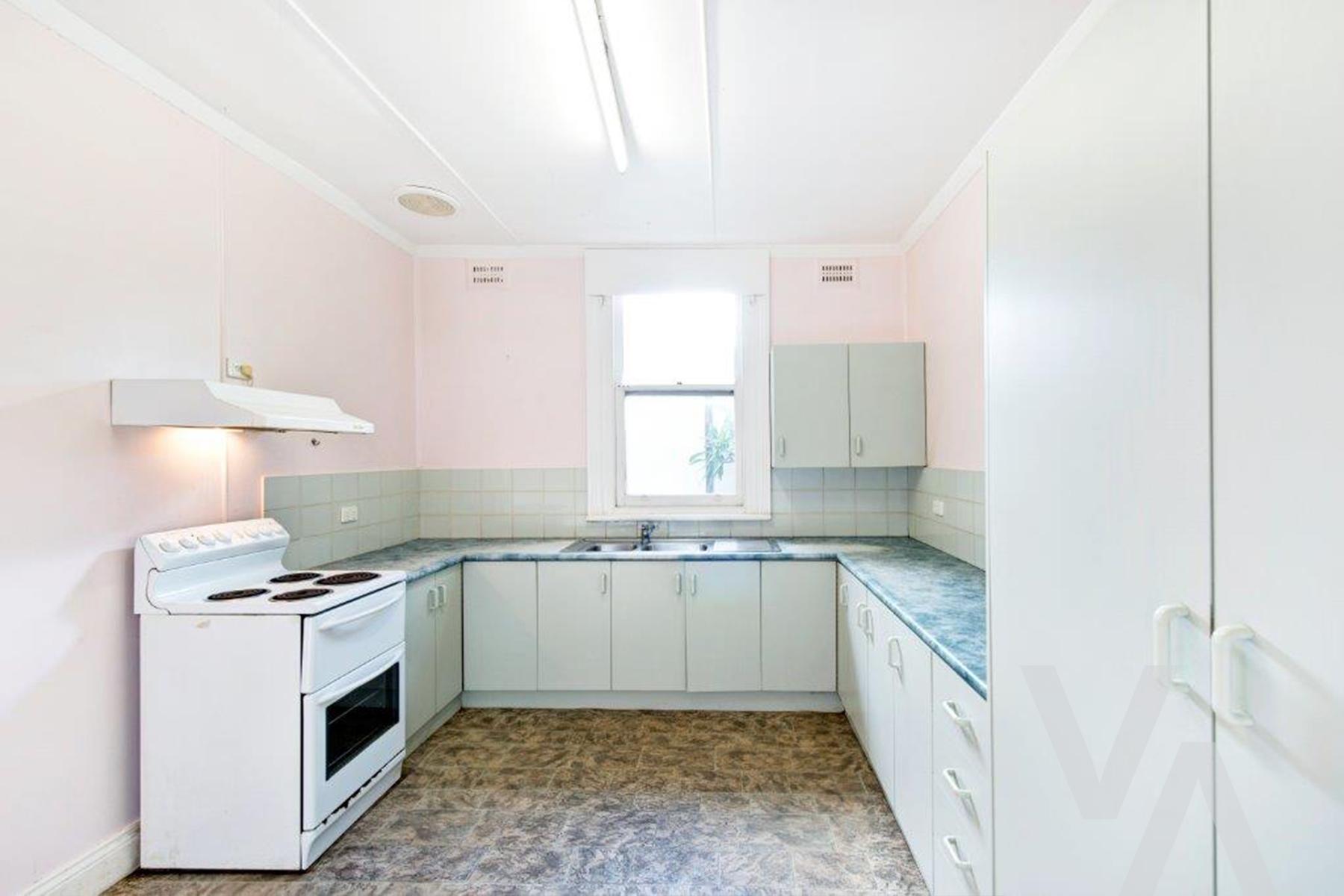 6 Hunter Street Stockton NSW