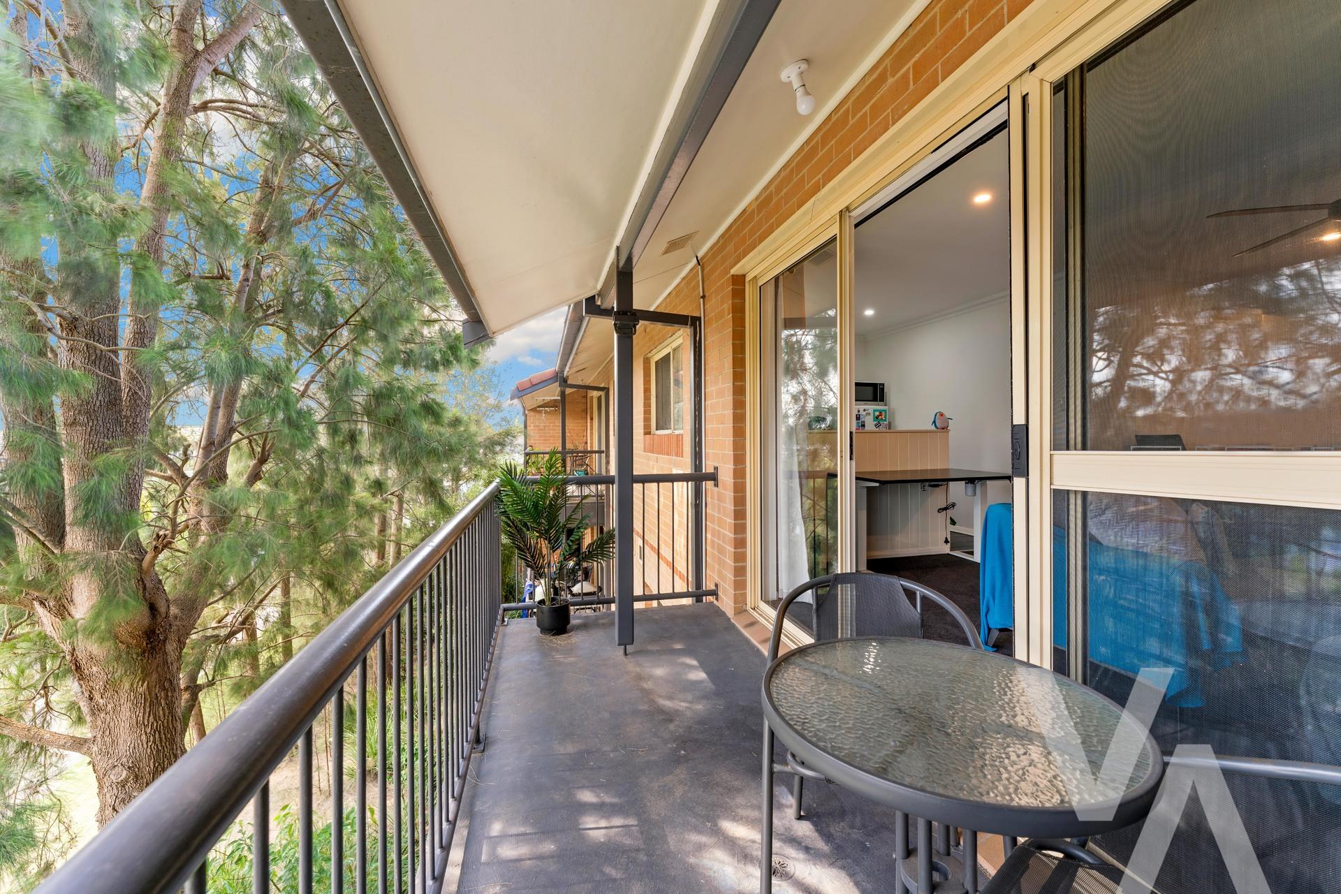 4/90-94 Victoria  Street Adamstown NSW