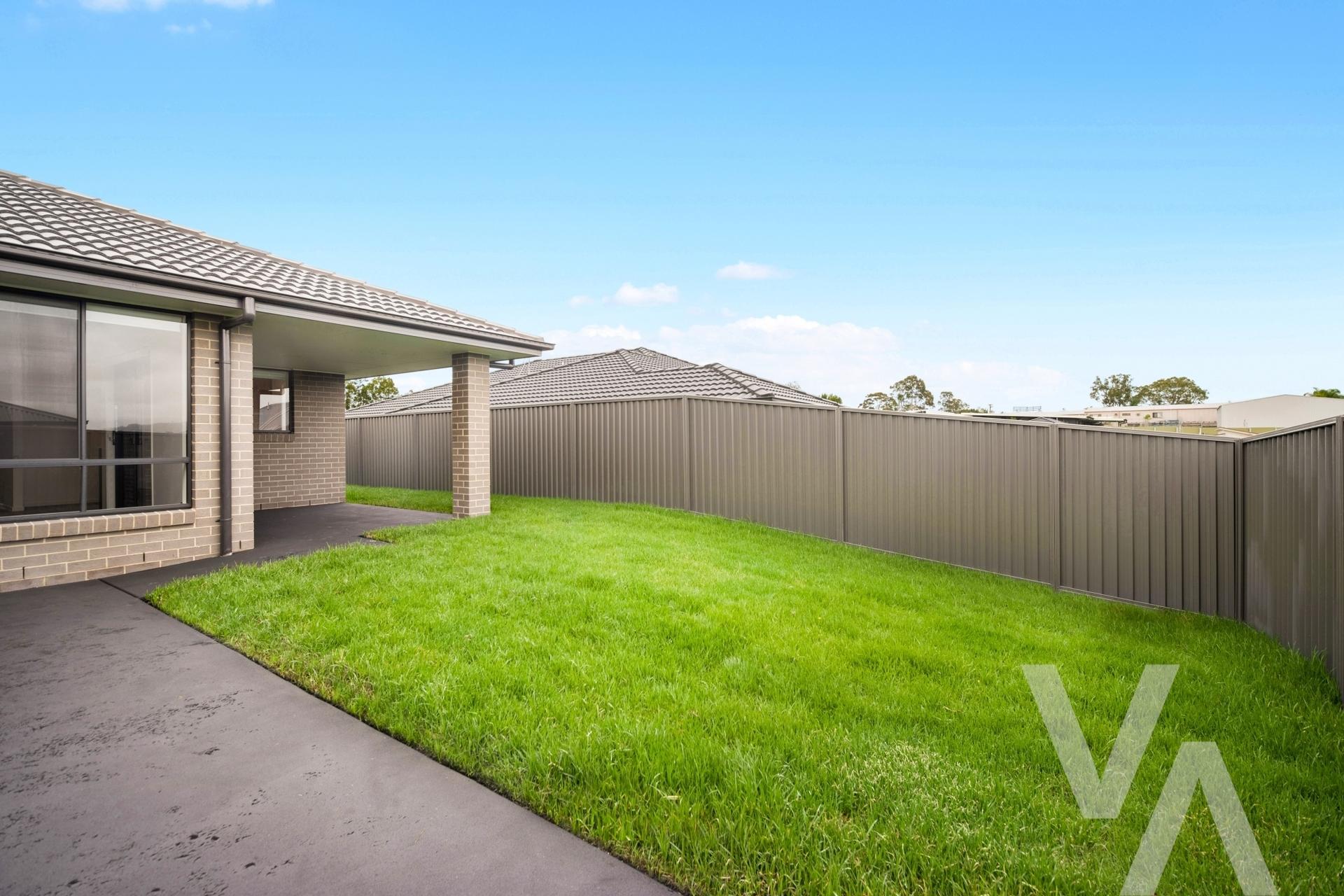 4 Citrine Drive Rutherford NSW