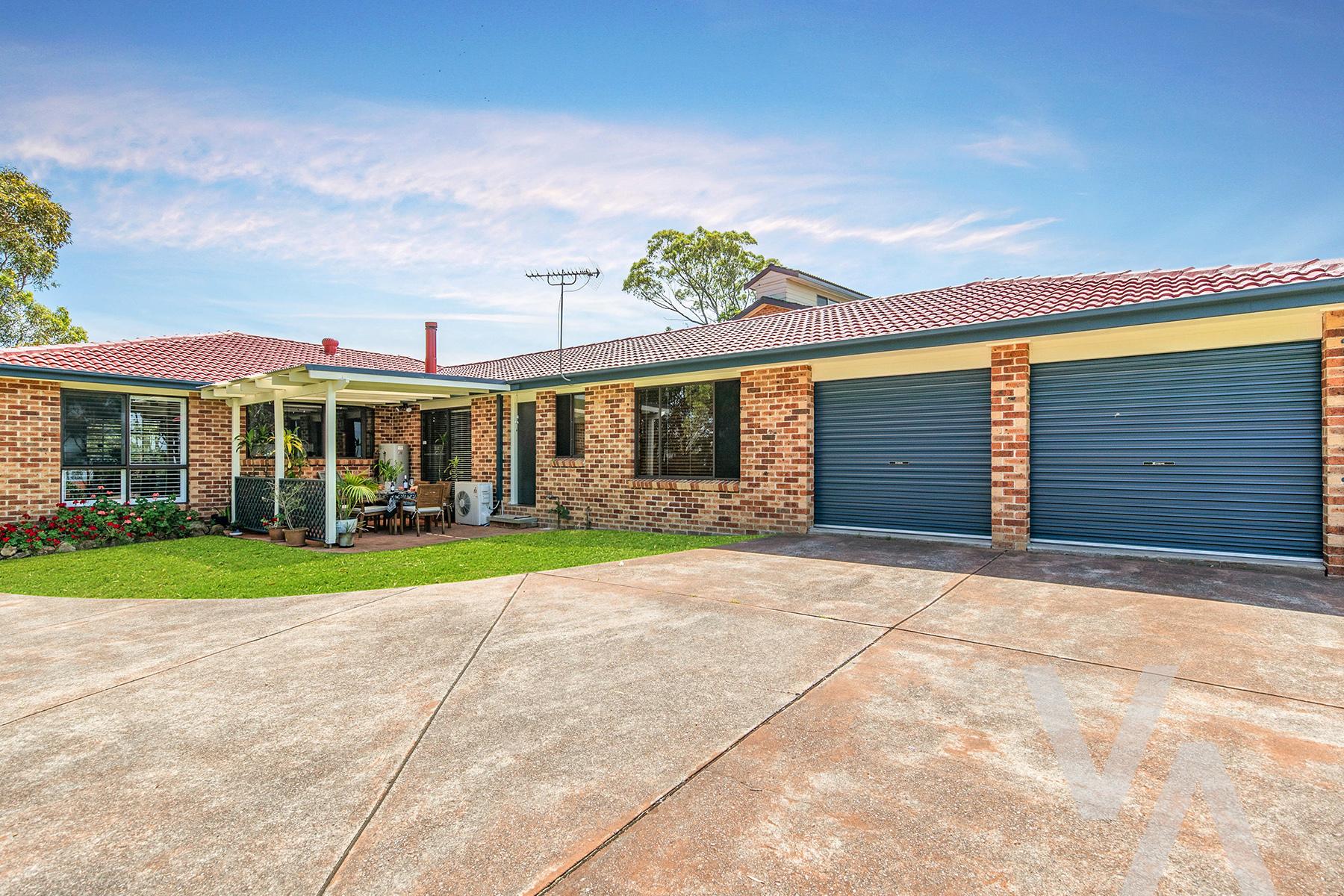 11 Pinnaroo Close Belmont North NSW