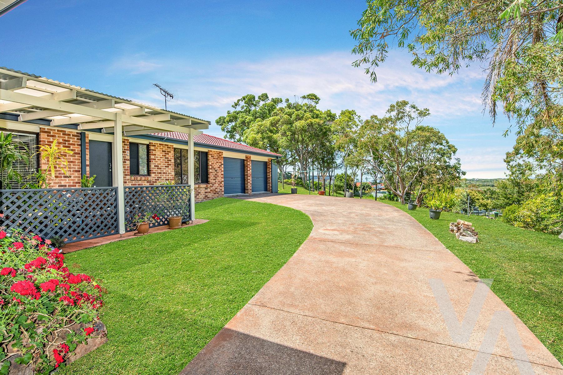 11 Pinnaroo Close Belmont North NSW