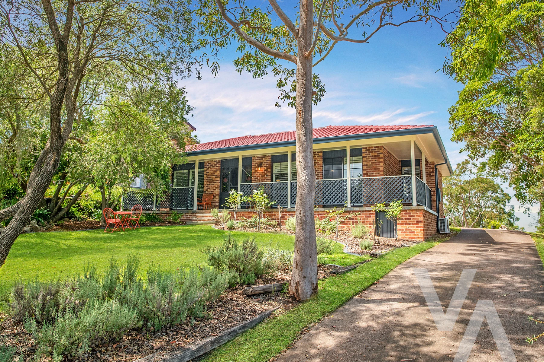11 Pinnaroo Close Belmont North NSW
