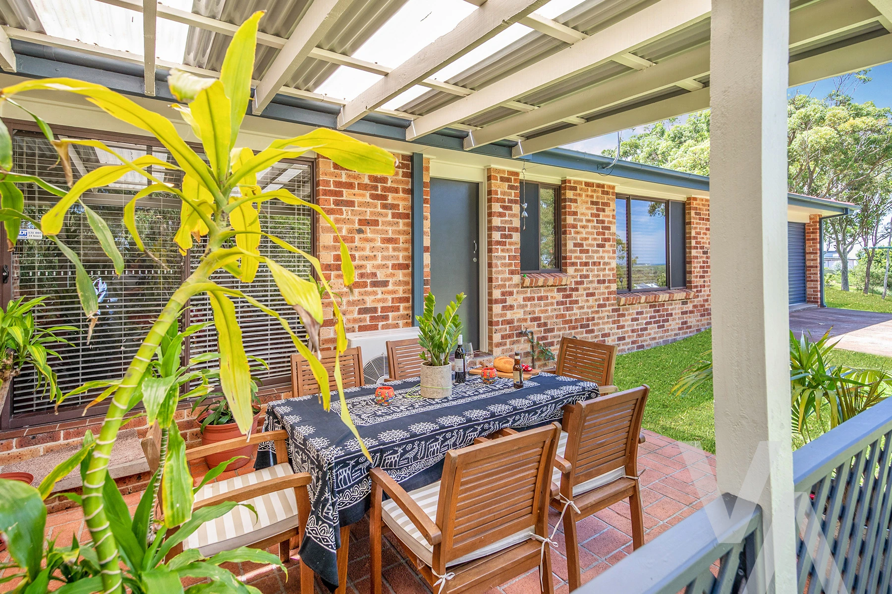 11 Pinnaroo Close Belmont North NSW