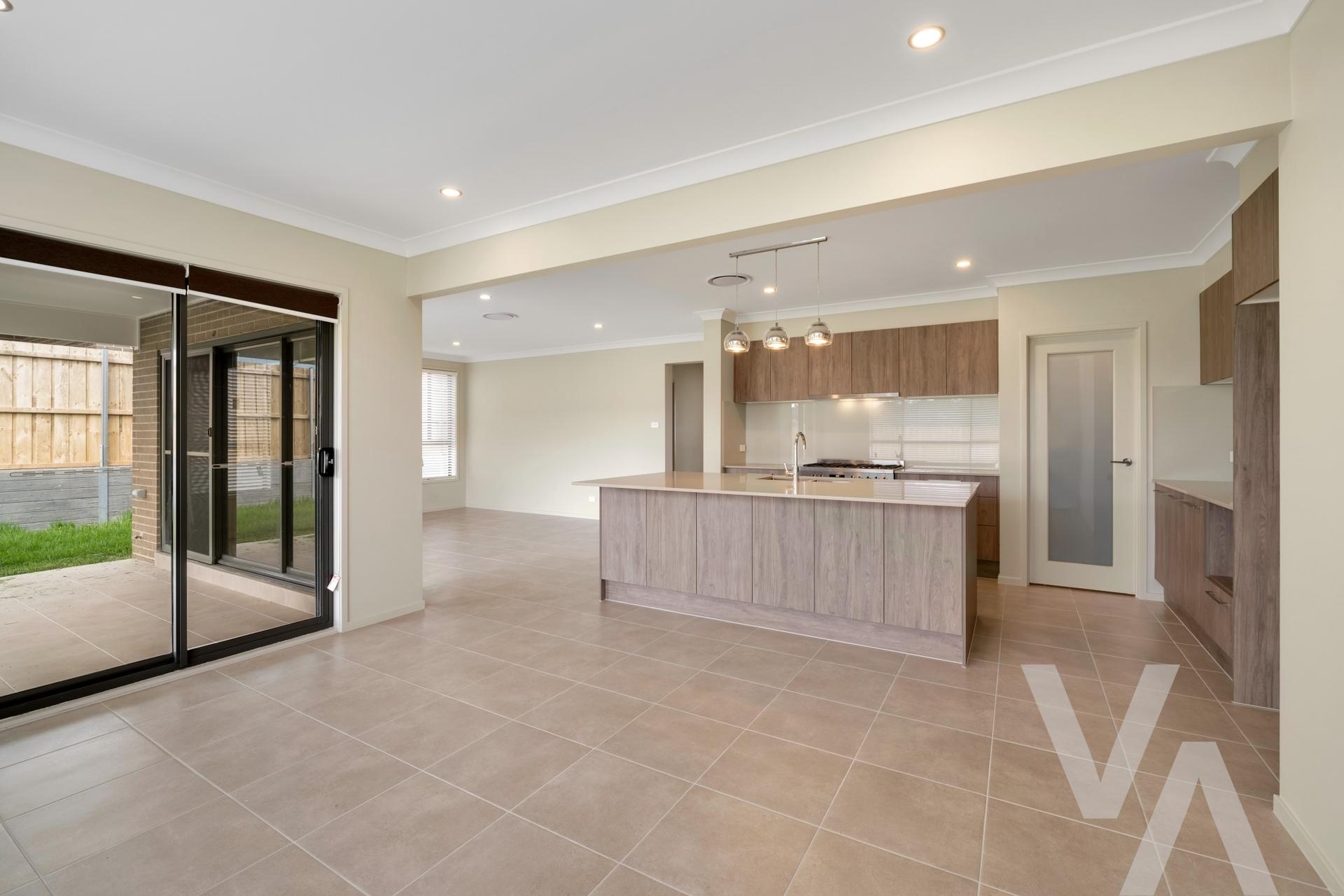 3 Arklow Crescent Chisholm NSW