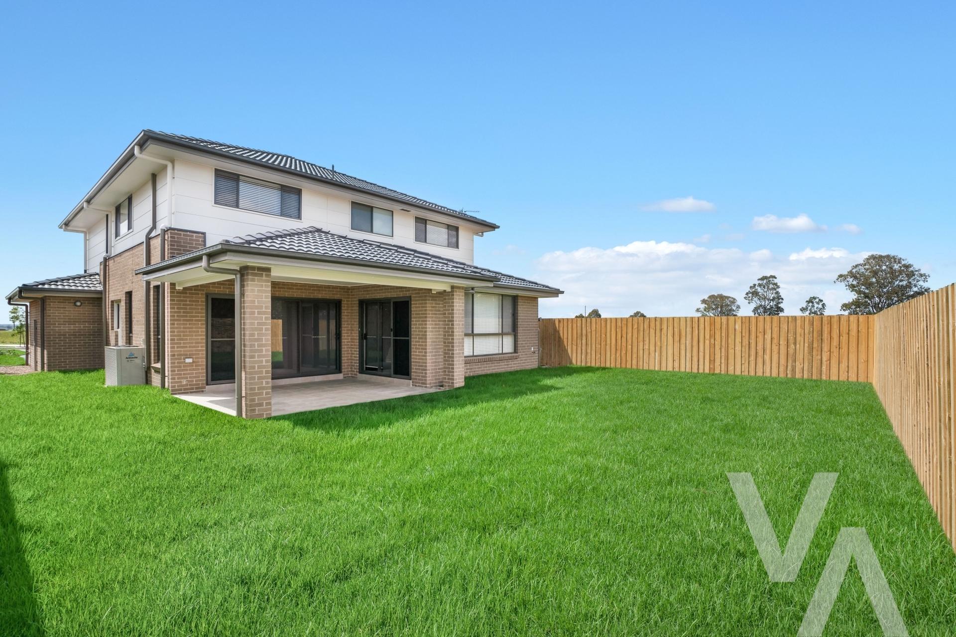 3 Arklow Crescent Chisholm NSW
