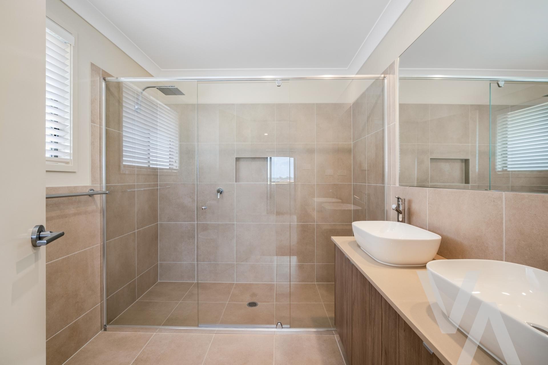 3 Arklow Crescent Chisholm NSW