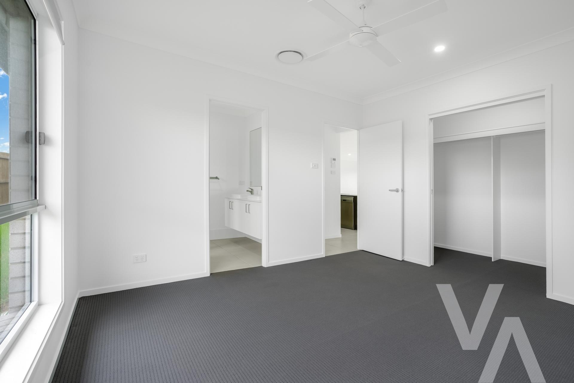 27 Greystones  Drive Chisholm NSW