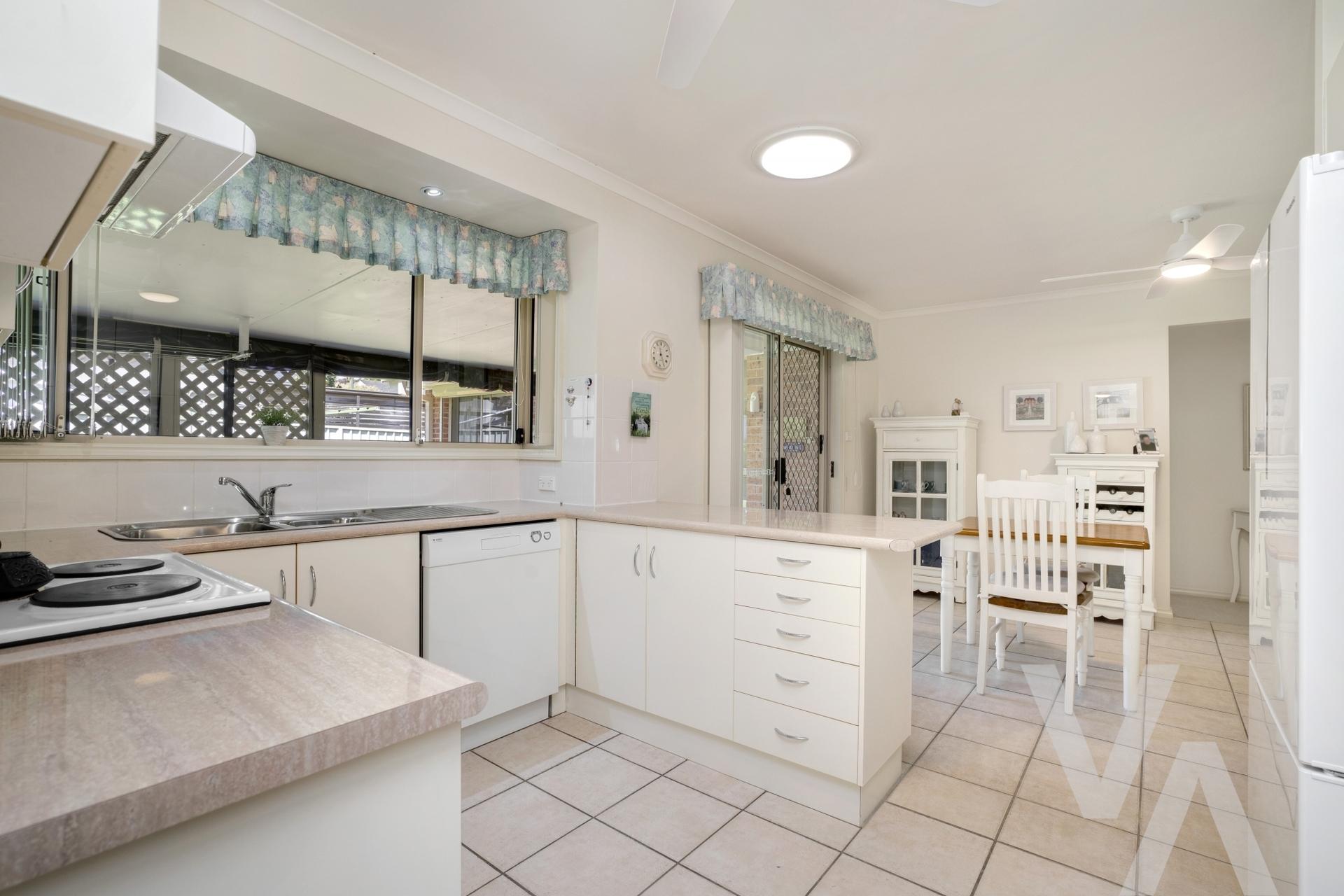 4/10 Linden Avenue Eleebana NSW