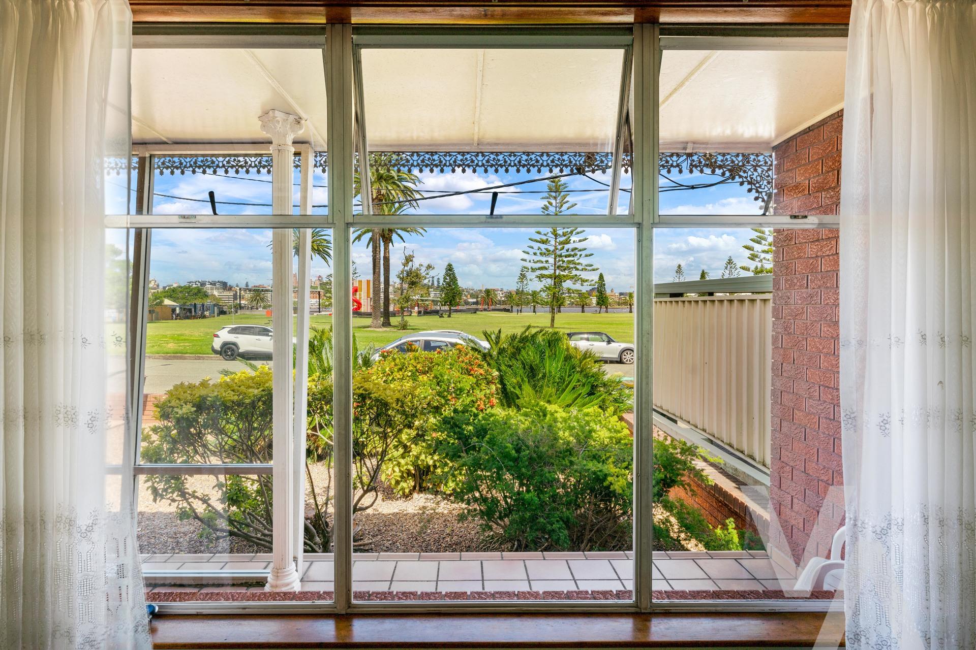 24 Hunter Street Stockton NSW