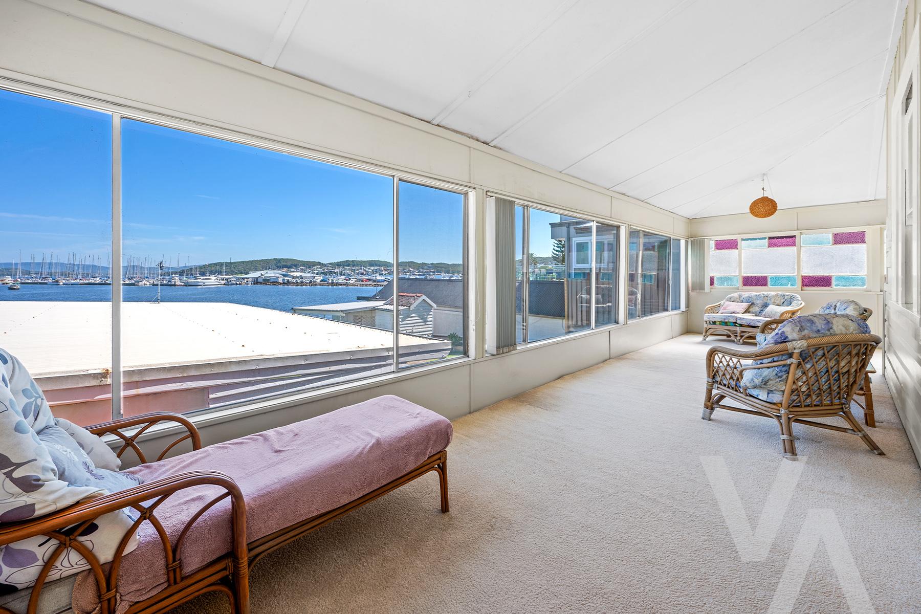 668 Pacific  Highway Belmont NSW