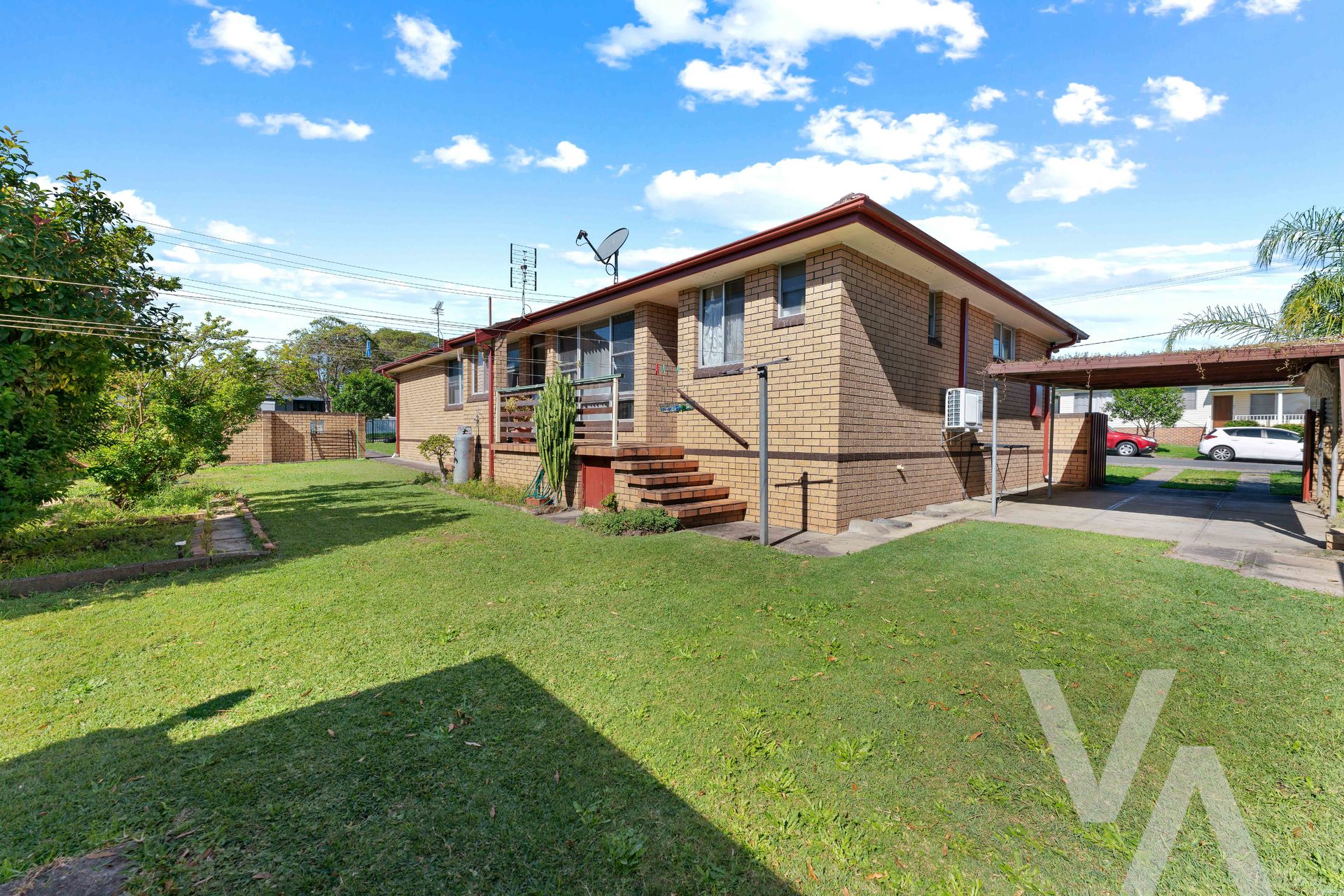 6 Kerry Avenue Elermore Vale NSW