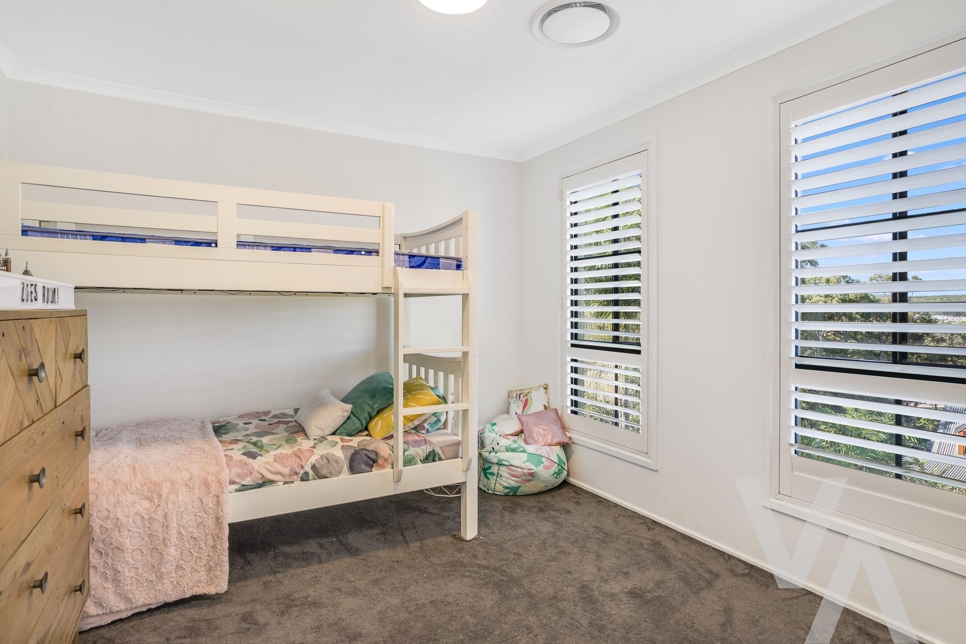 33 Brantwood Close Lakelands NSW