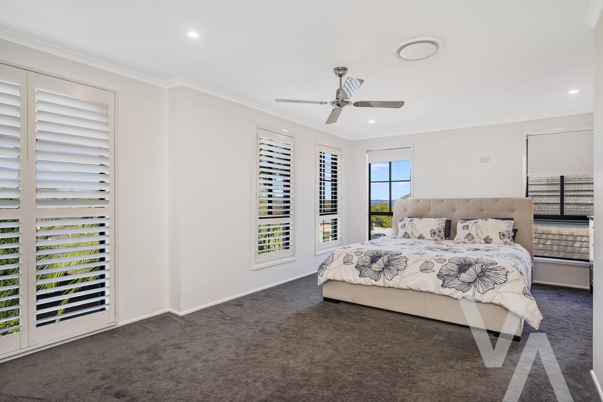 33 Brantwood Close Lakelands NSW